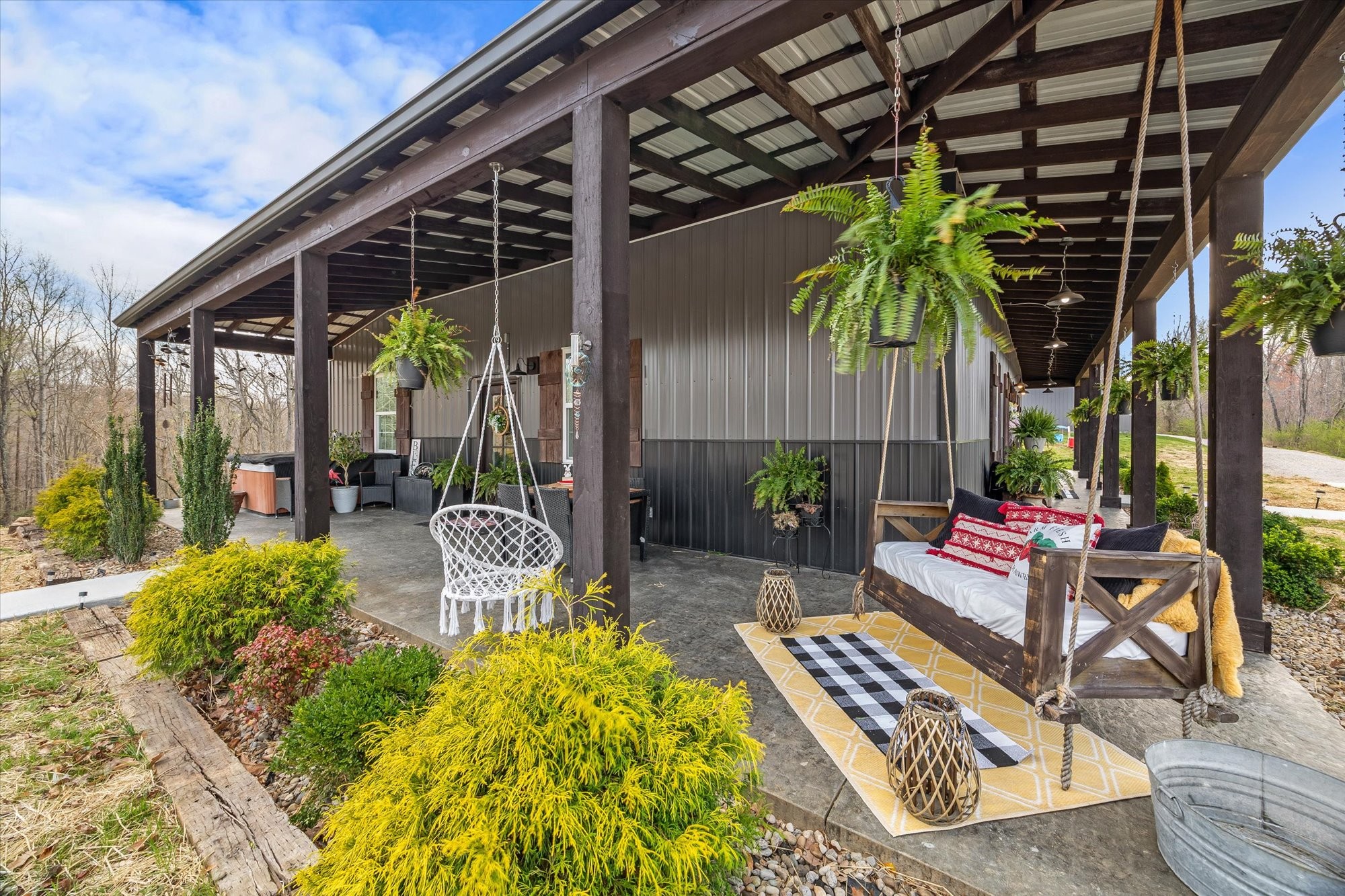 130 Sunset Cir
