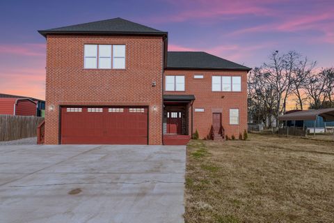 1503 Pearcy St La Vergne TN 37086