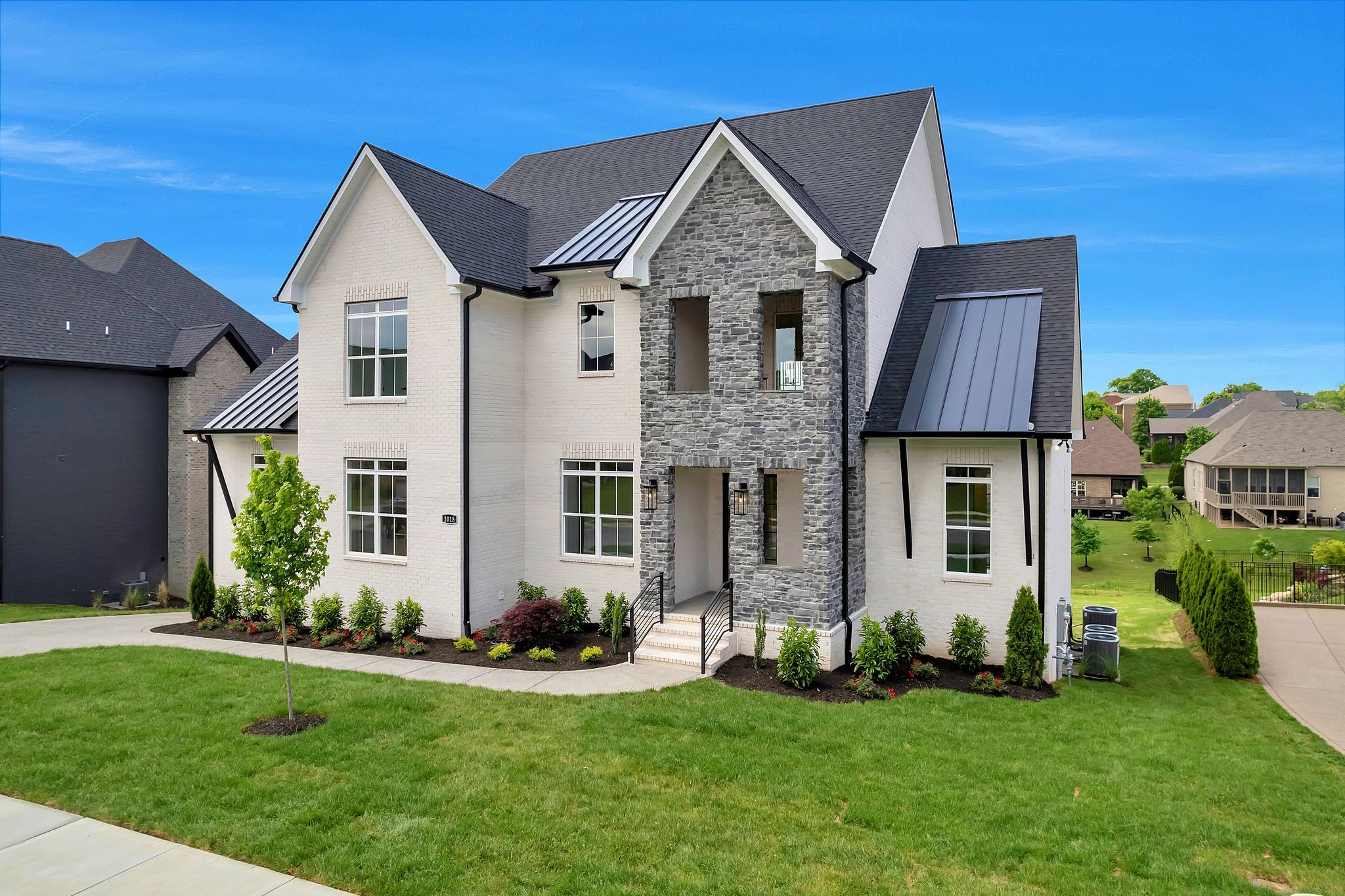 1018 Keeneland Dr