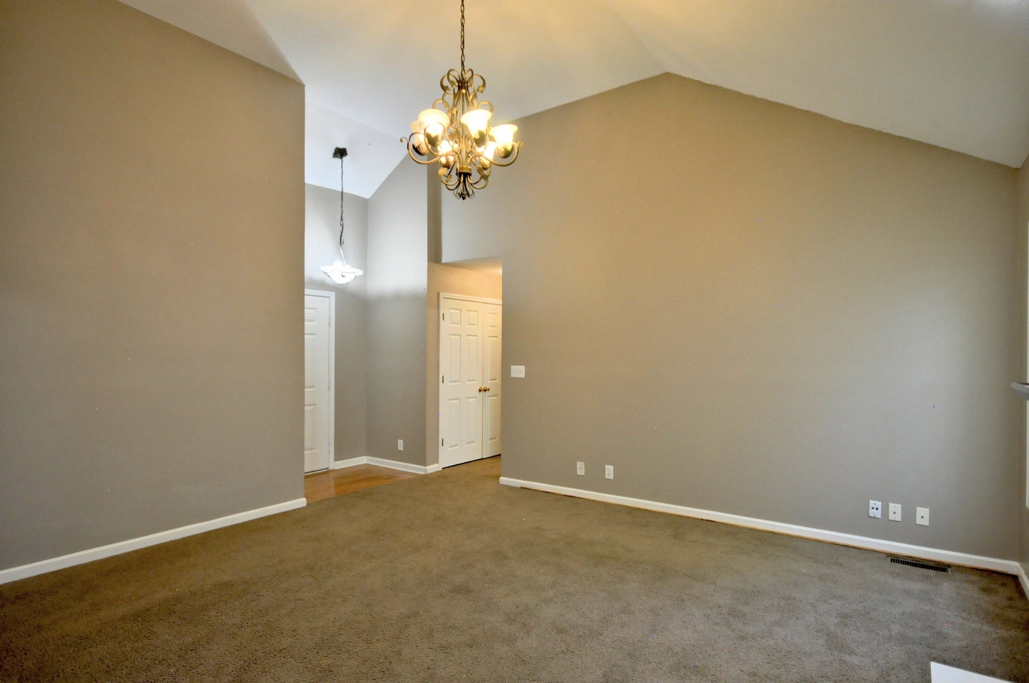3291 S SENSENEY CIR