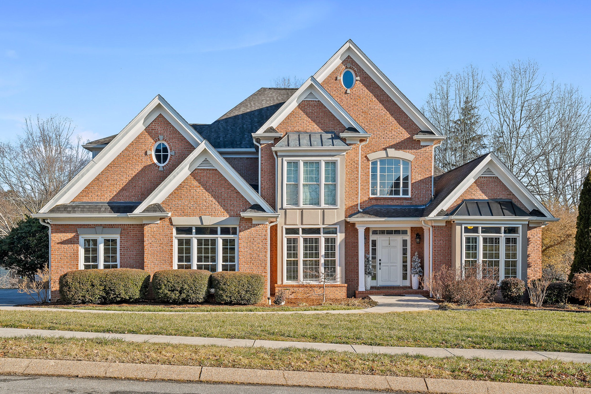 9727 Chestnut Hill Lane