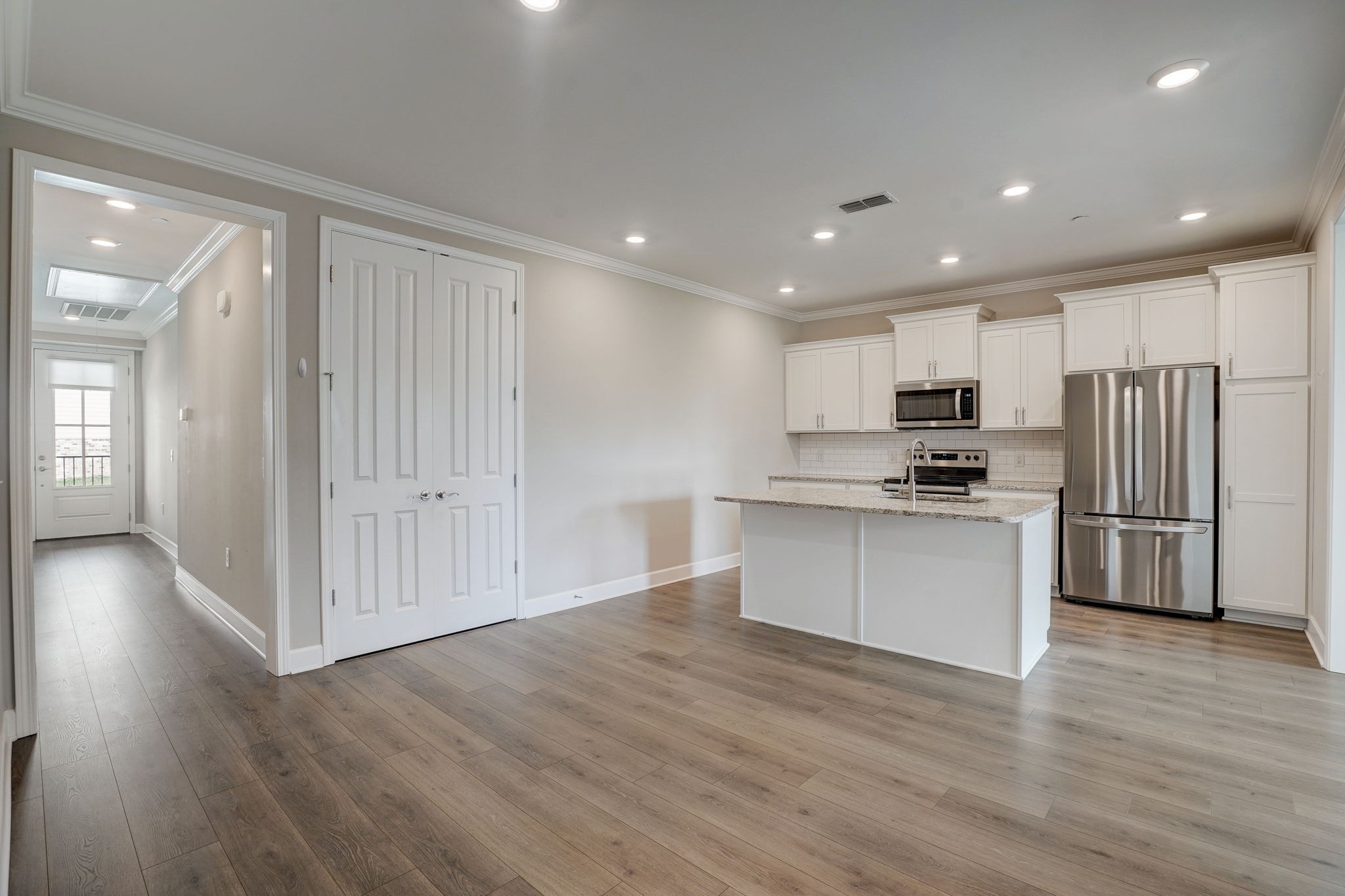 2333 Fairchild Cir 203