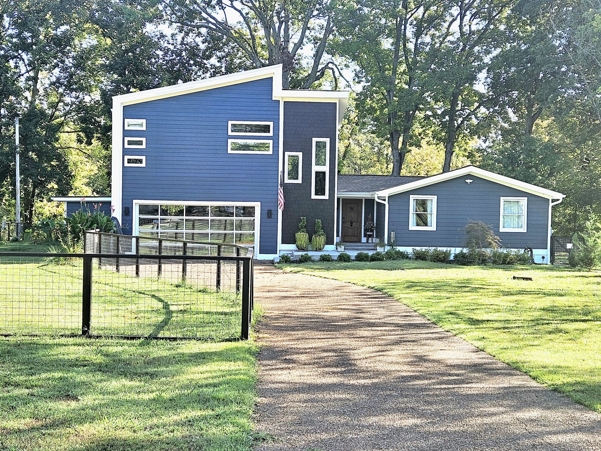 1561 Matlock Dr
