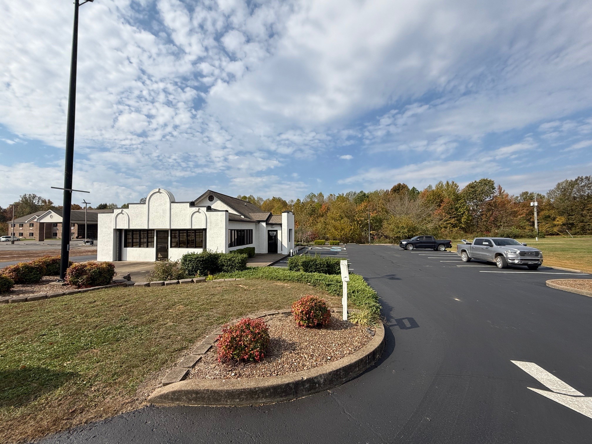 2007 W Everly Brothers Blvd