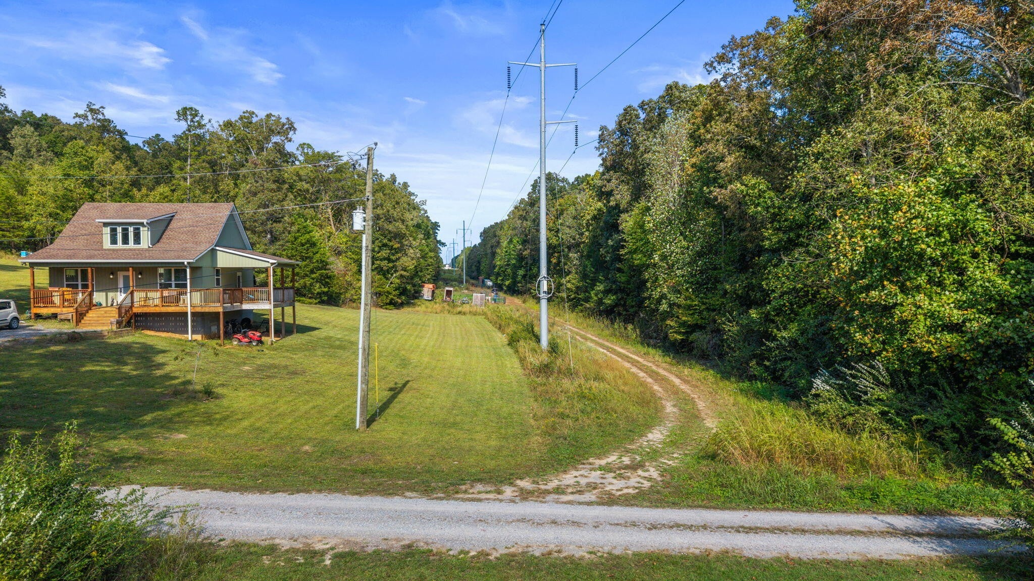 121 Sartin Road