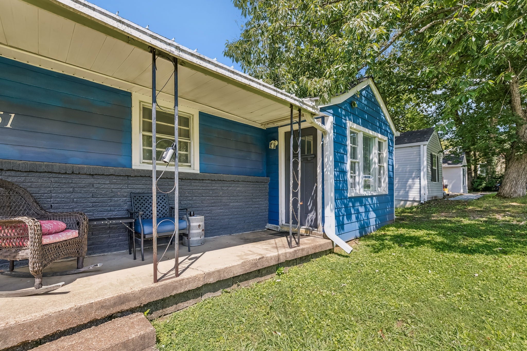 151 Dellway Dr