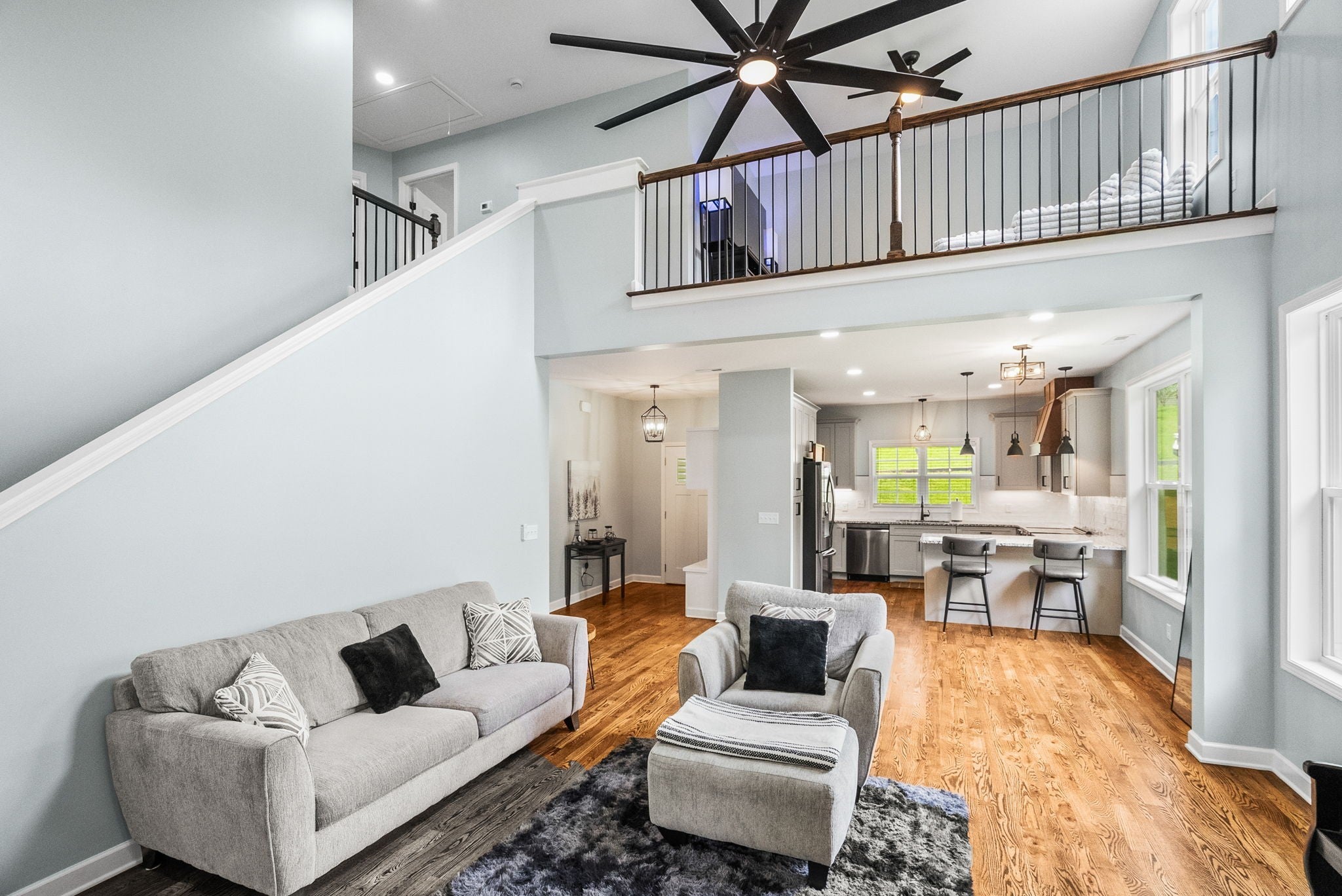 1925 Normerle Dr
