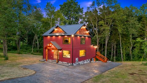 92 Ghea Rd Normandy TN 37360