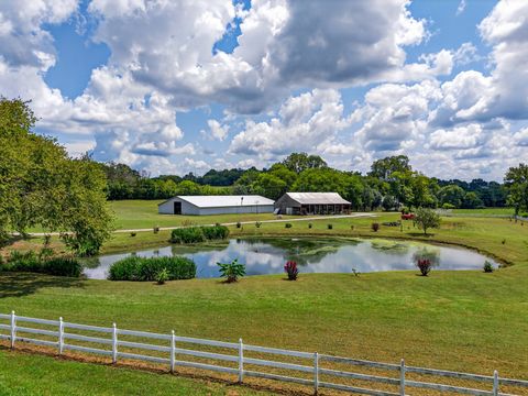 54 Warden Rd Fayetteville TN 37334