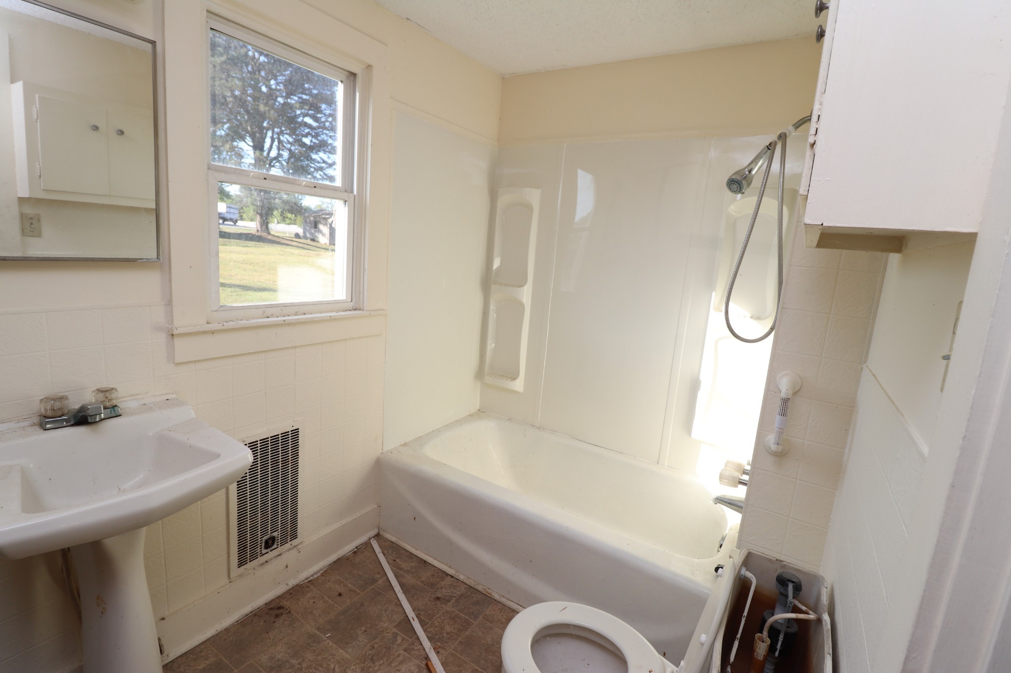 1305 Scottsville Rd