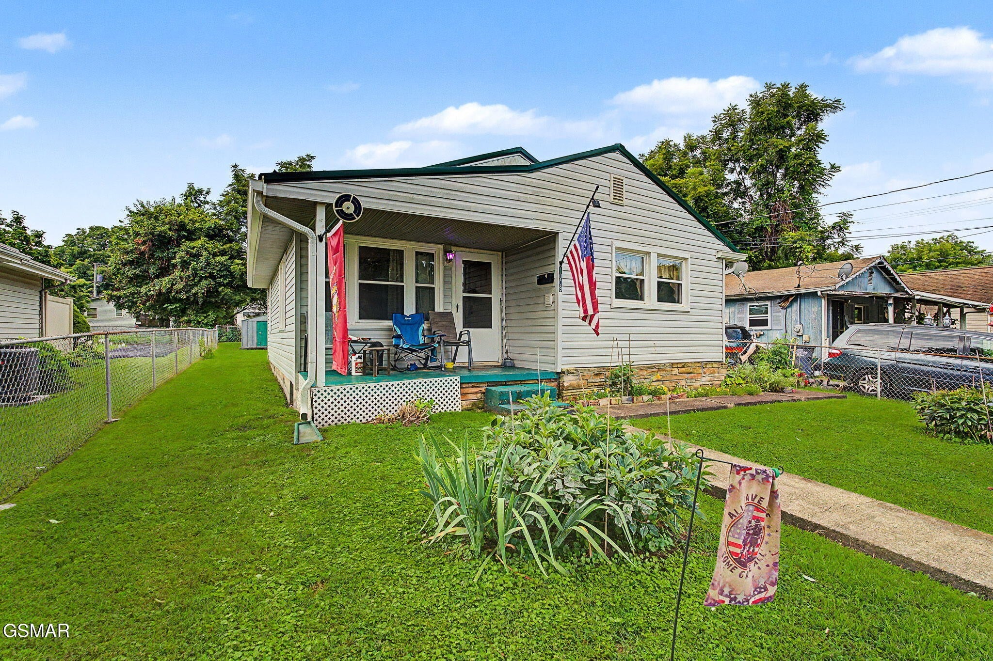 1009 Minton Place