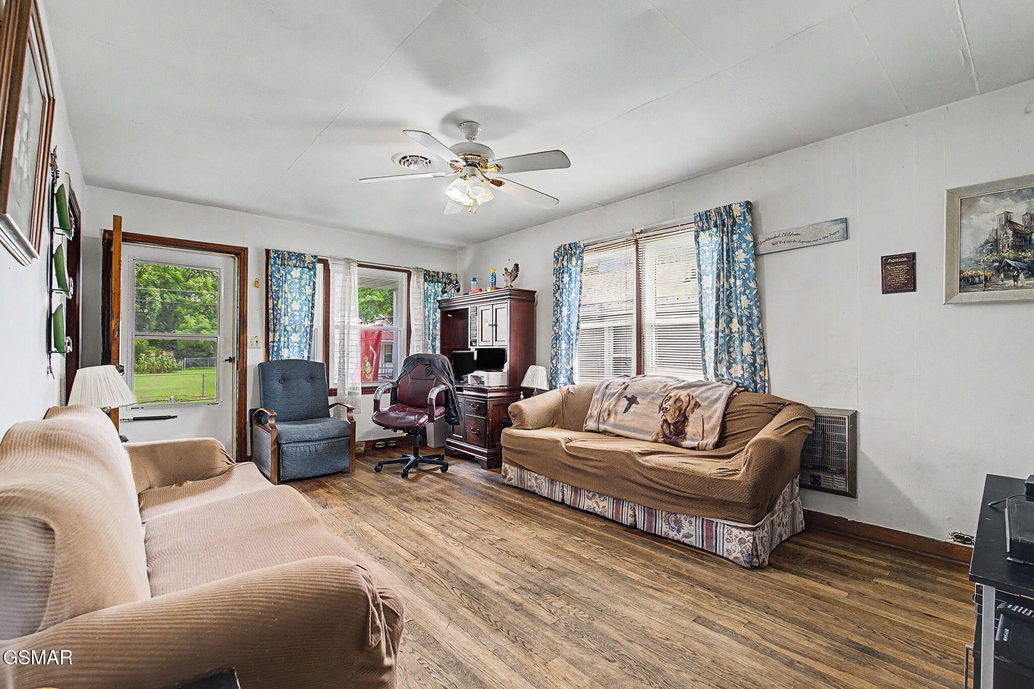 1009 Minton Place