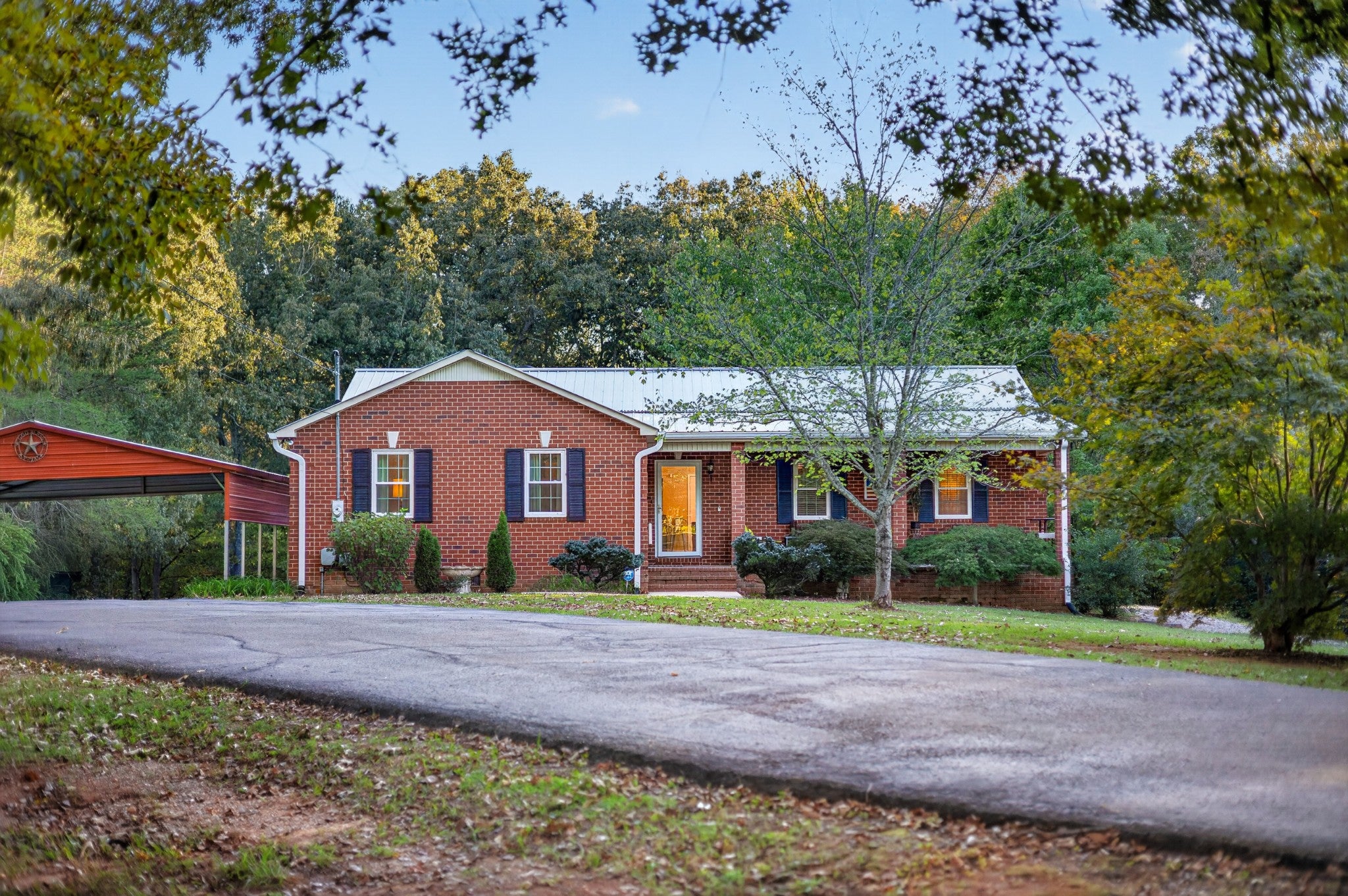 153 Duggin Rd