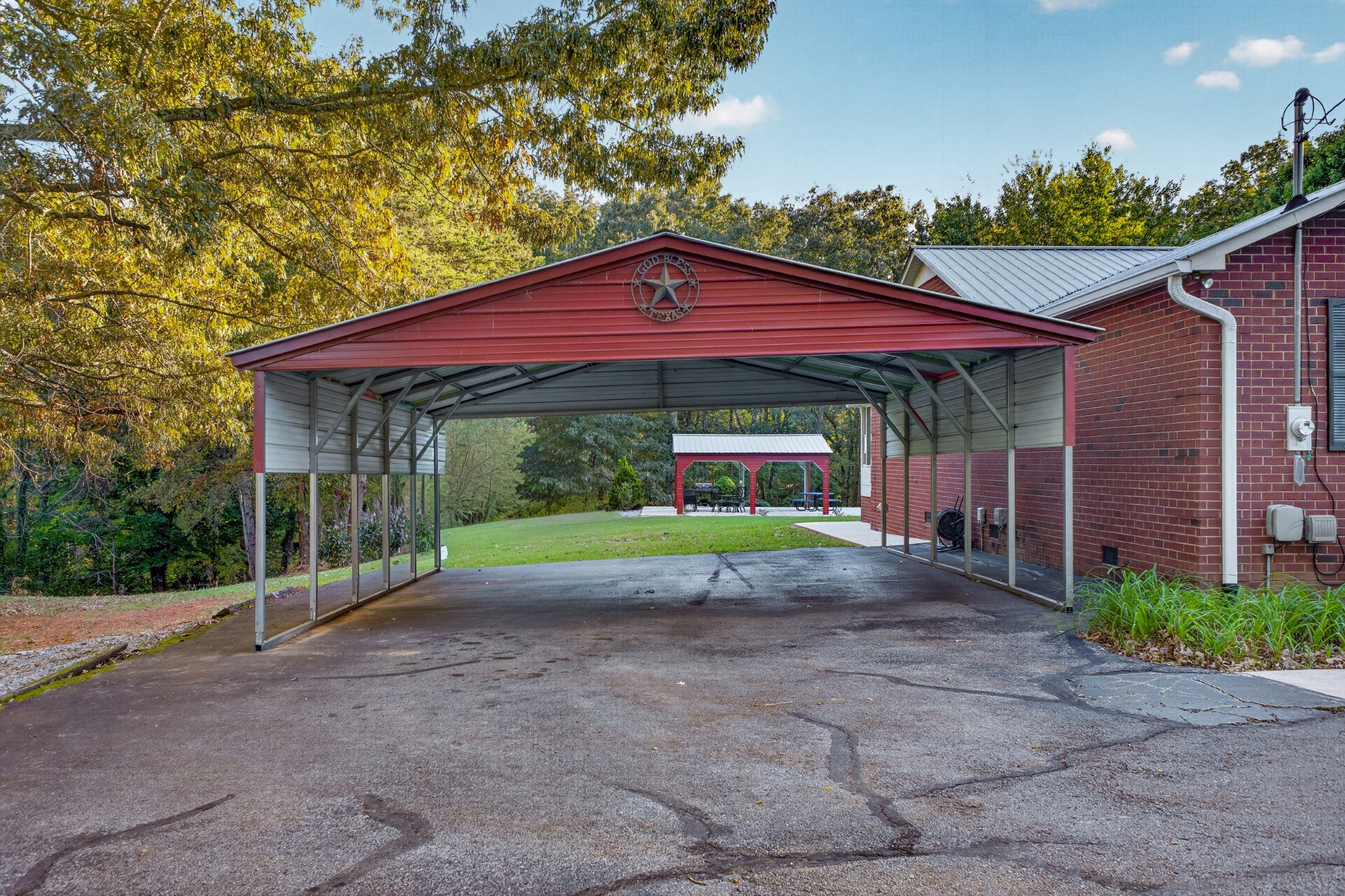 153 Duggin Rd