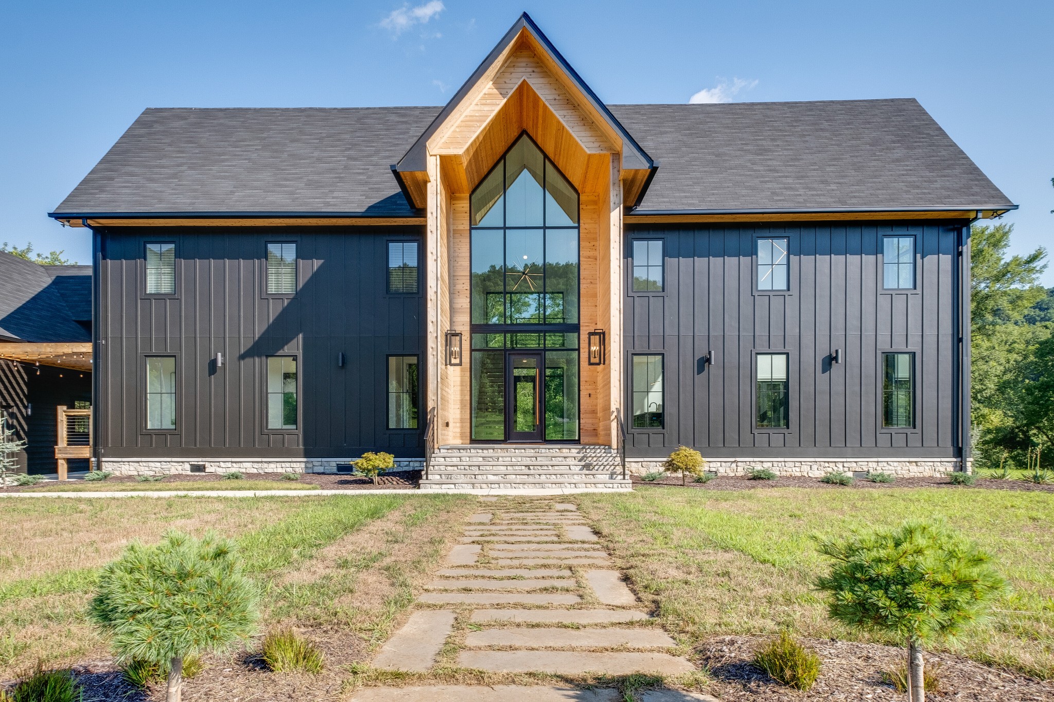 84 Judd Ln