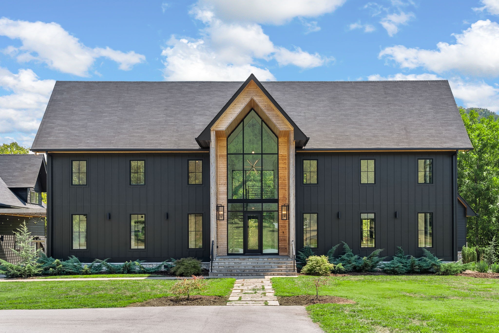 84 Judd Ln