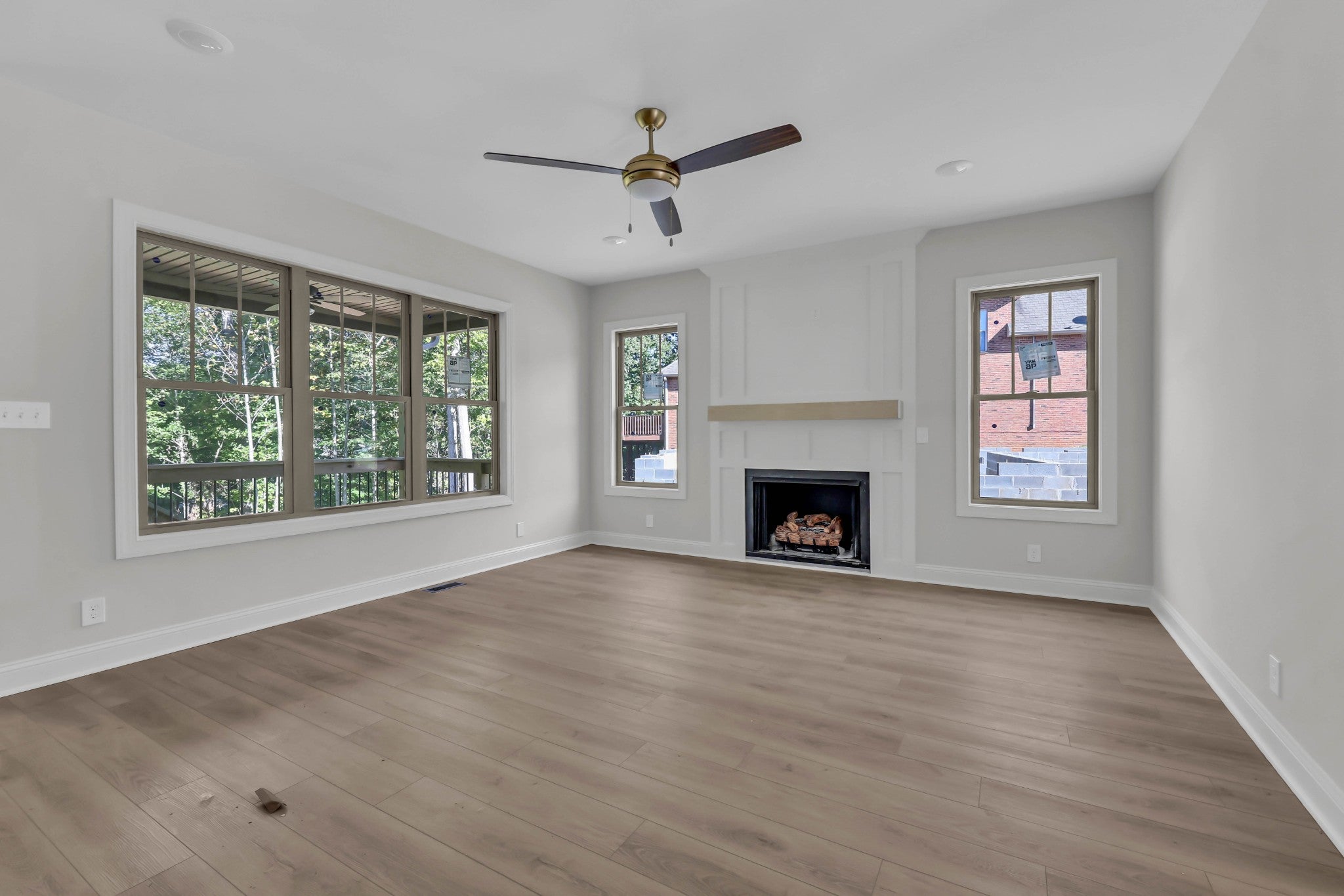212 Birnam Wood Trce