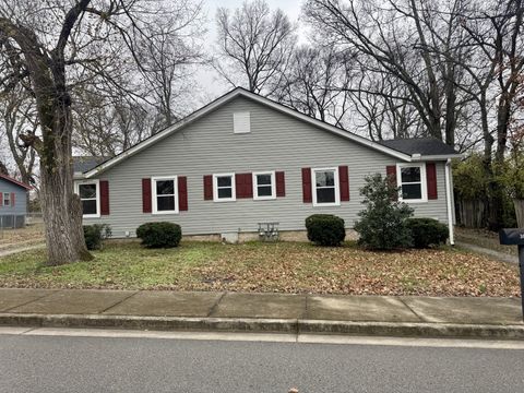 305 E Park Ave Gallatin TN 37066