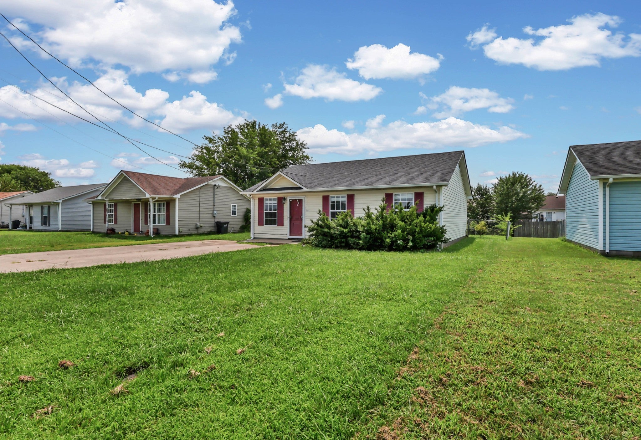 963 Stateline Rd
