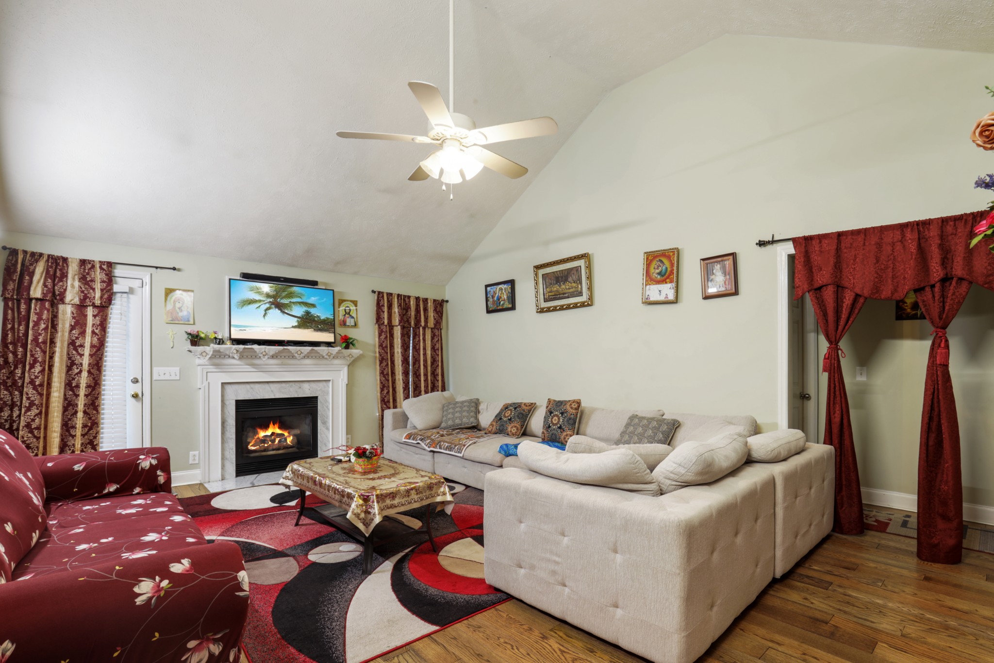 304 Baronswood Dr