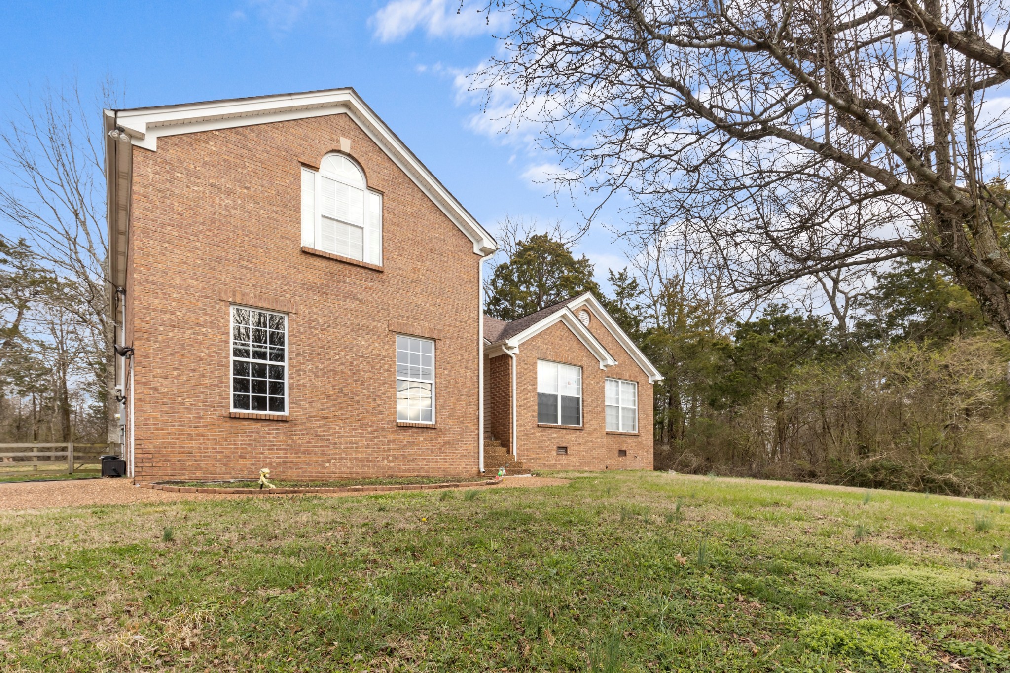 304 Baronswood Dr