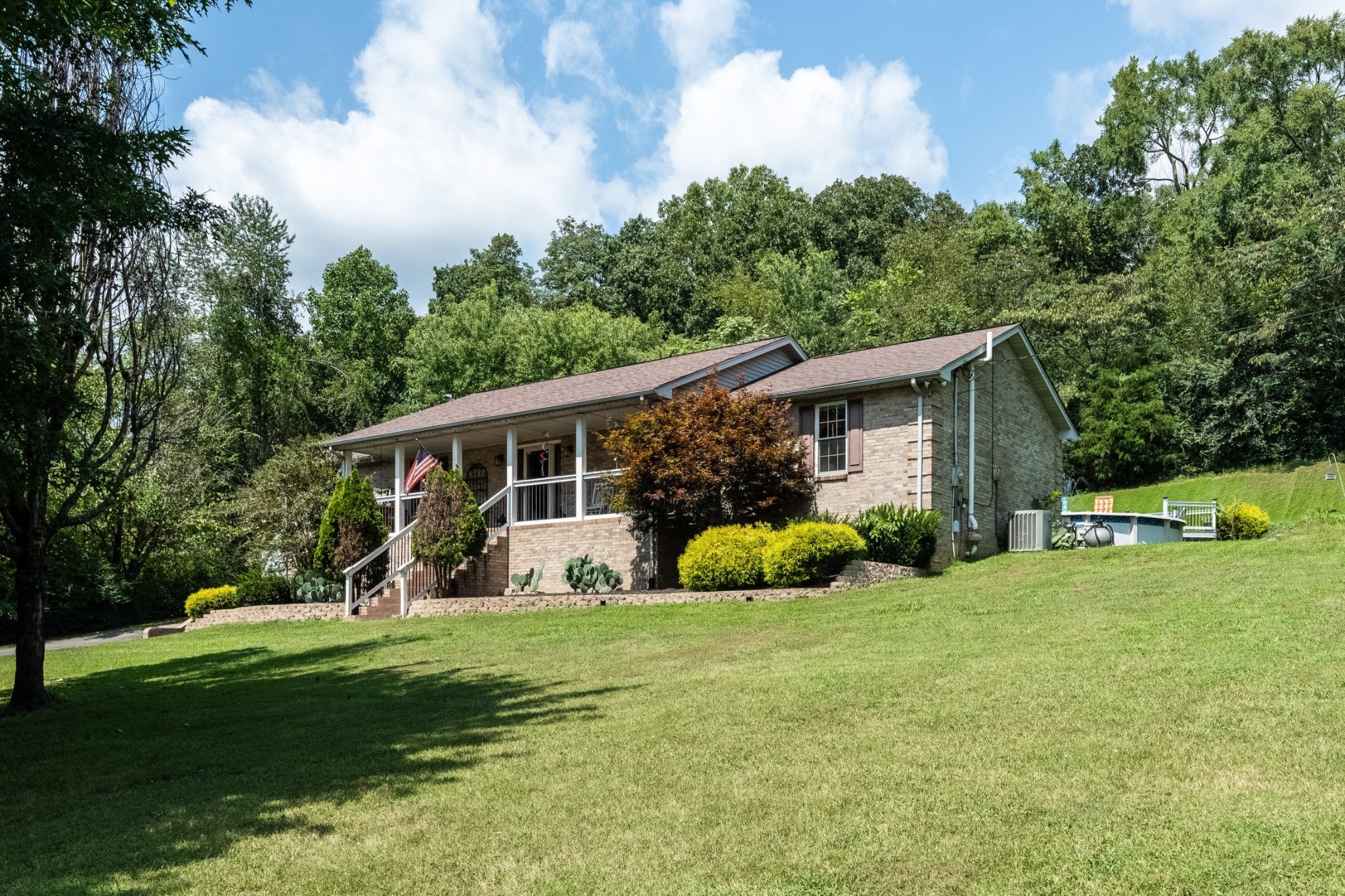 3720 Long Hollow Pike