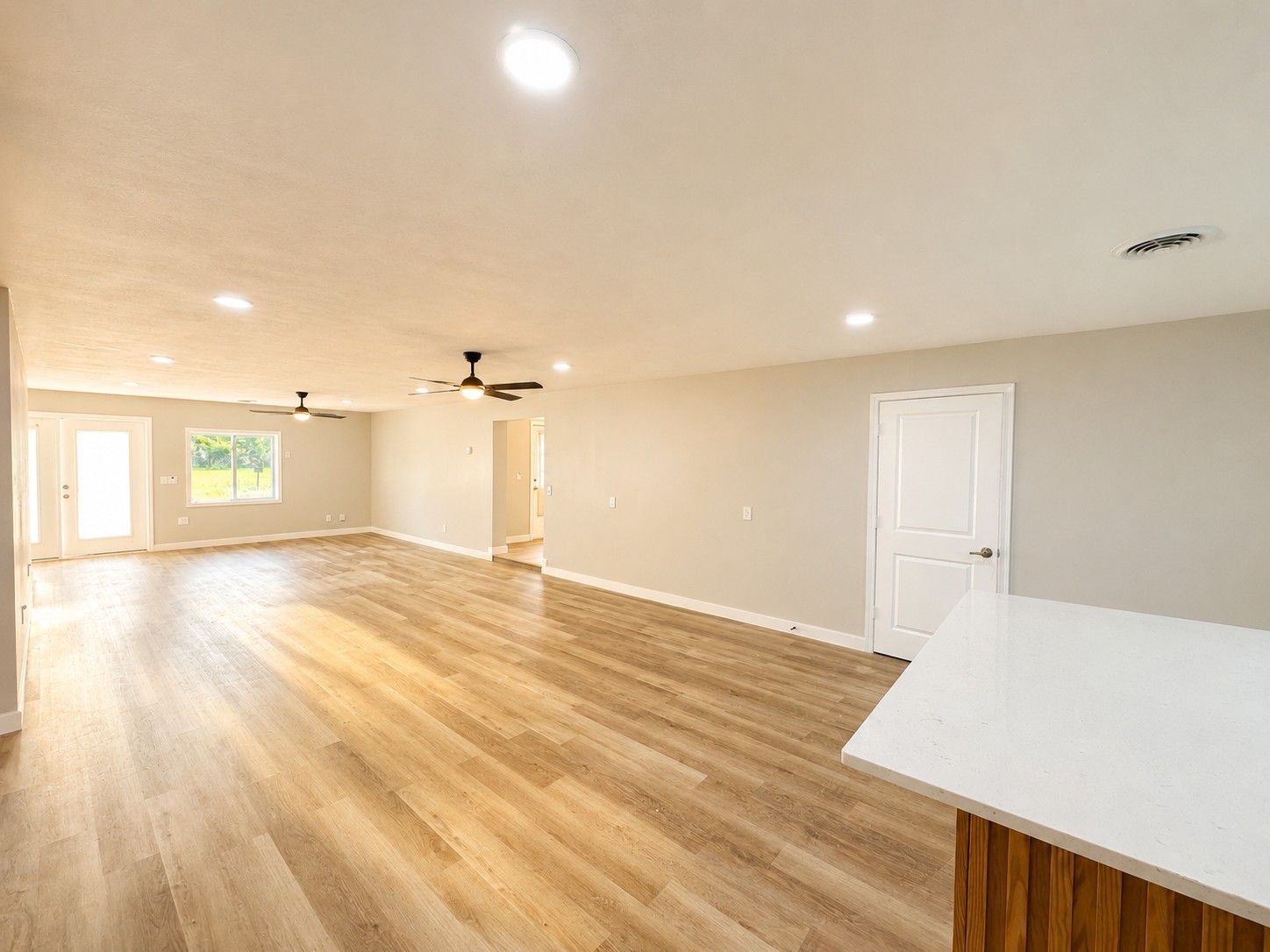 1374 Stroudsville Rd N