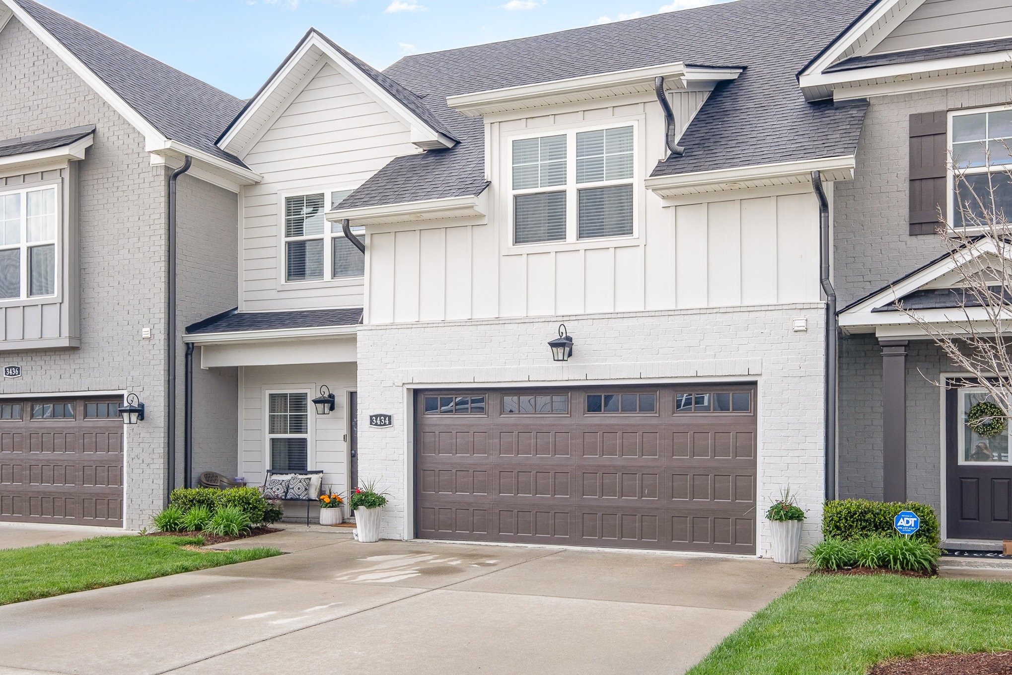 3434 Magruder Dr