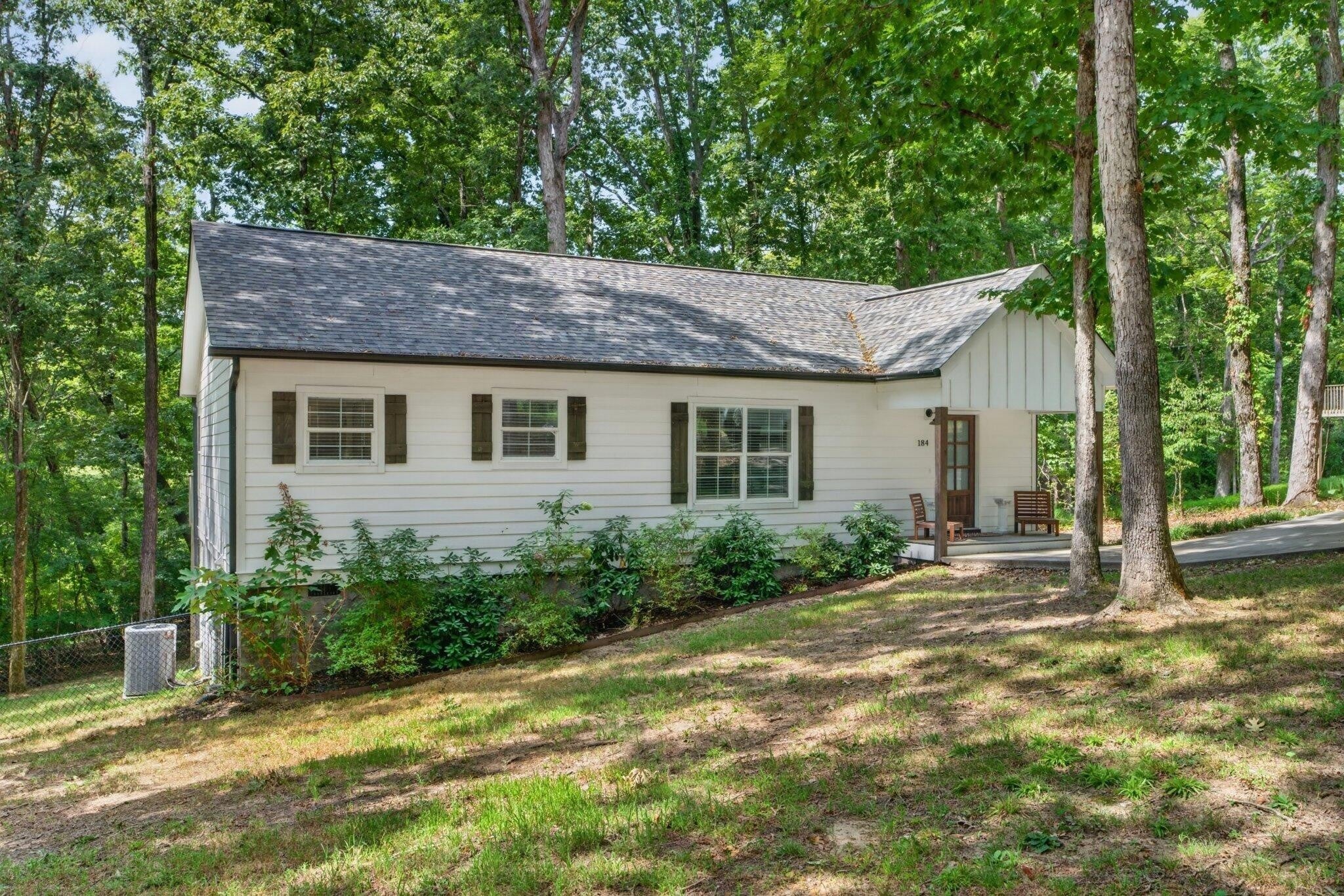 184 Middle Road
