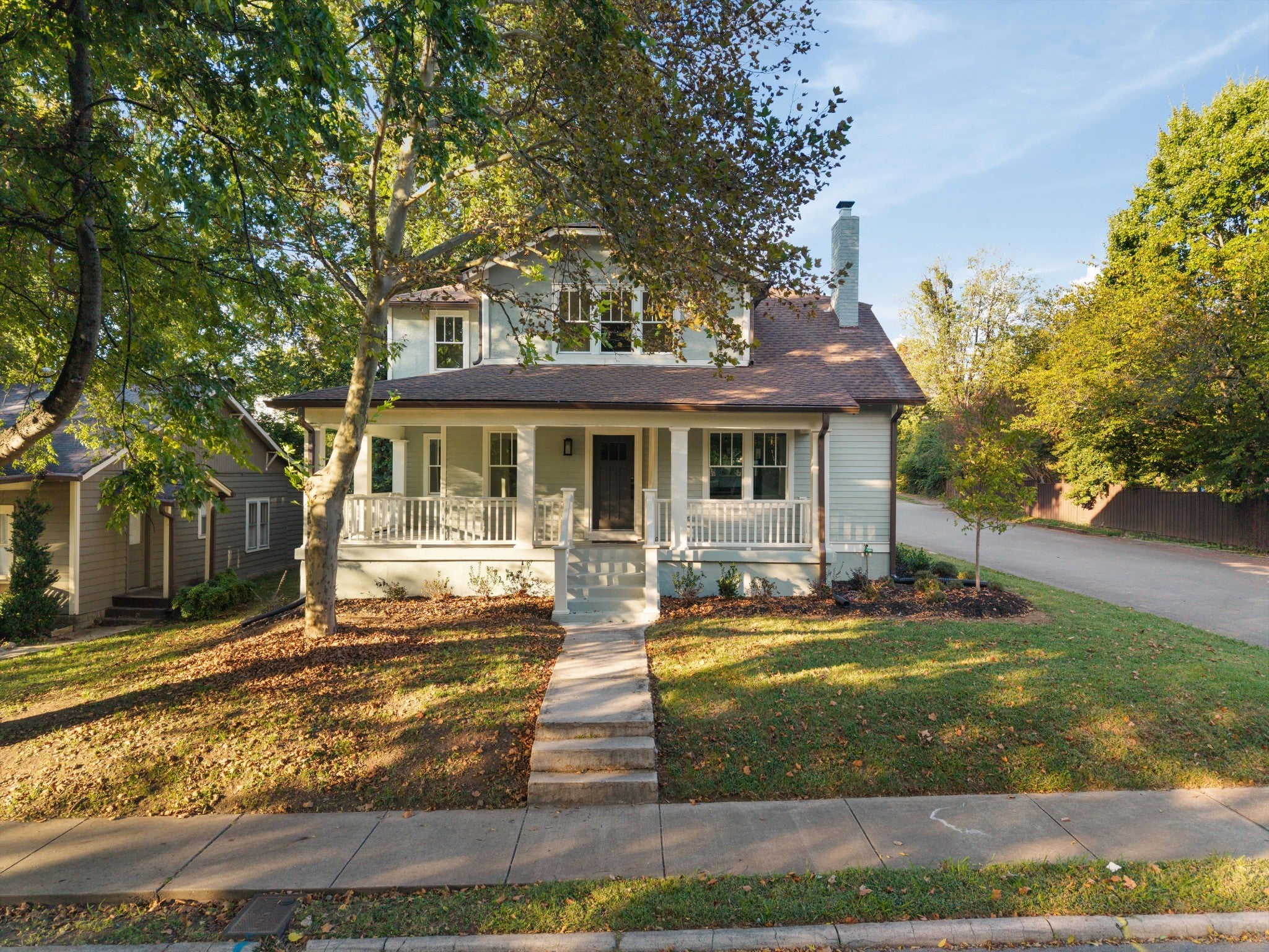 1121 Calvin Ave