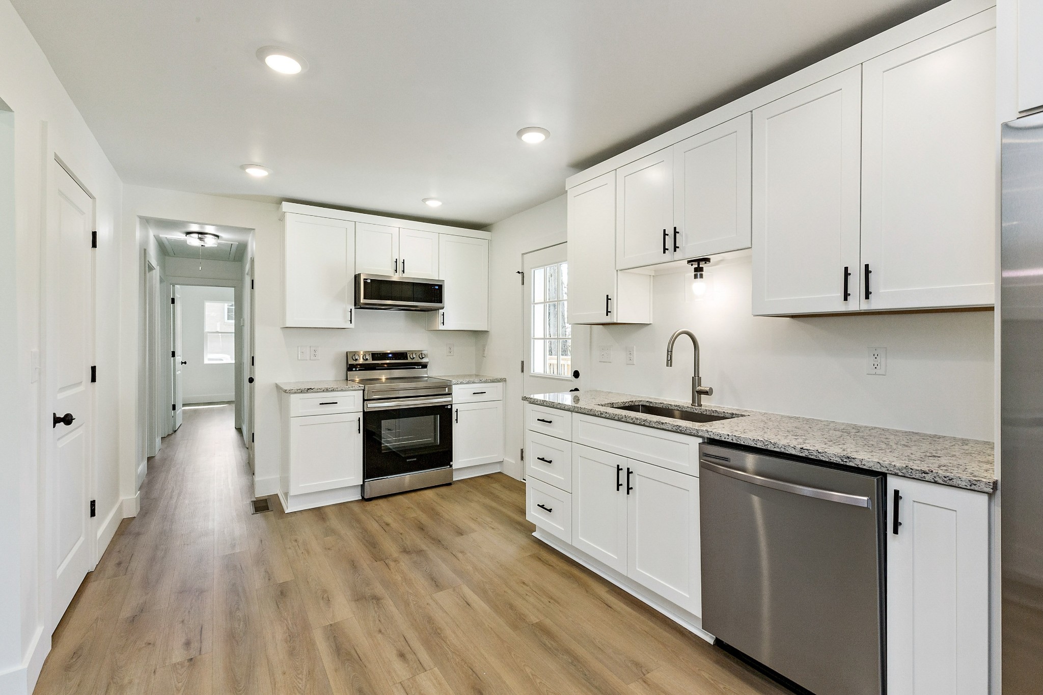 152 Cranwill Dr