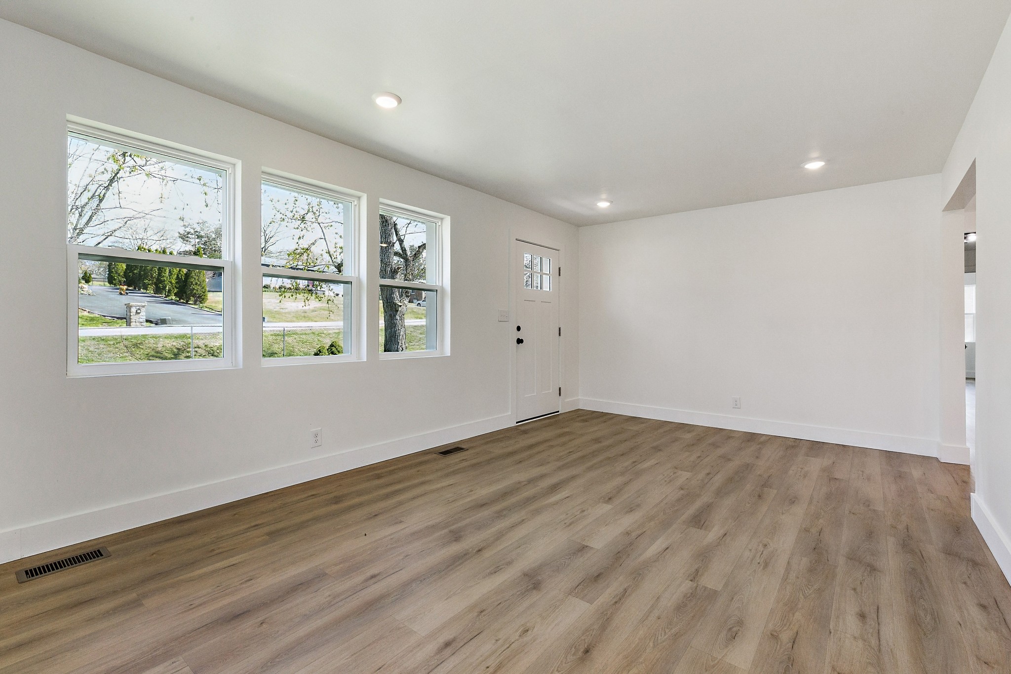 152 Cranwill Dr