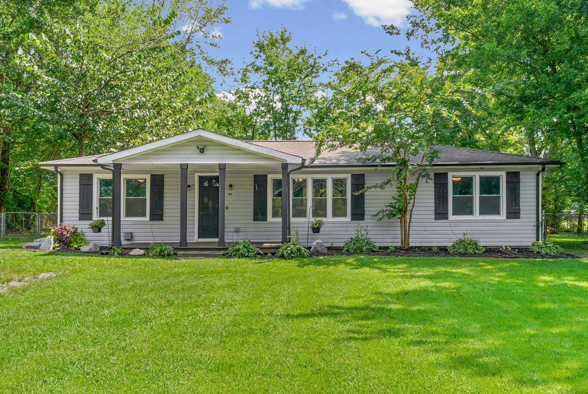 3594 Oakwood Rd