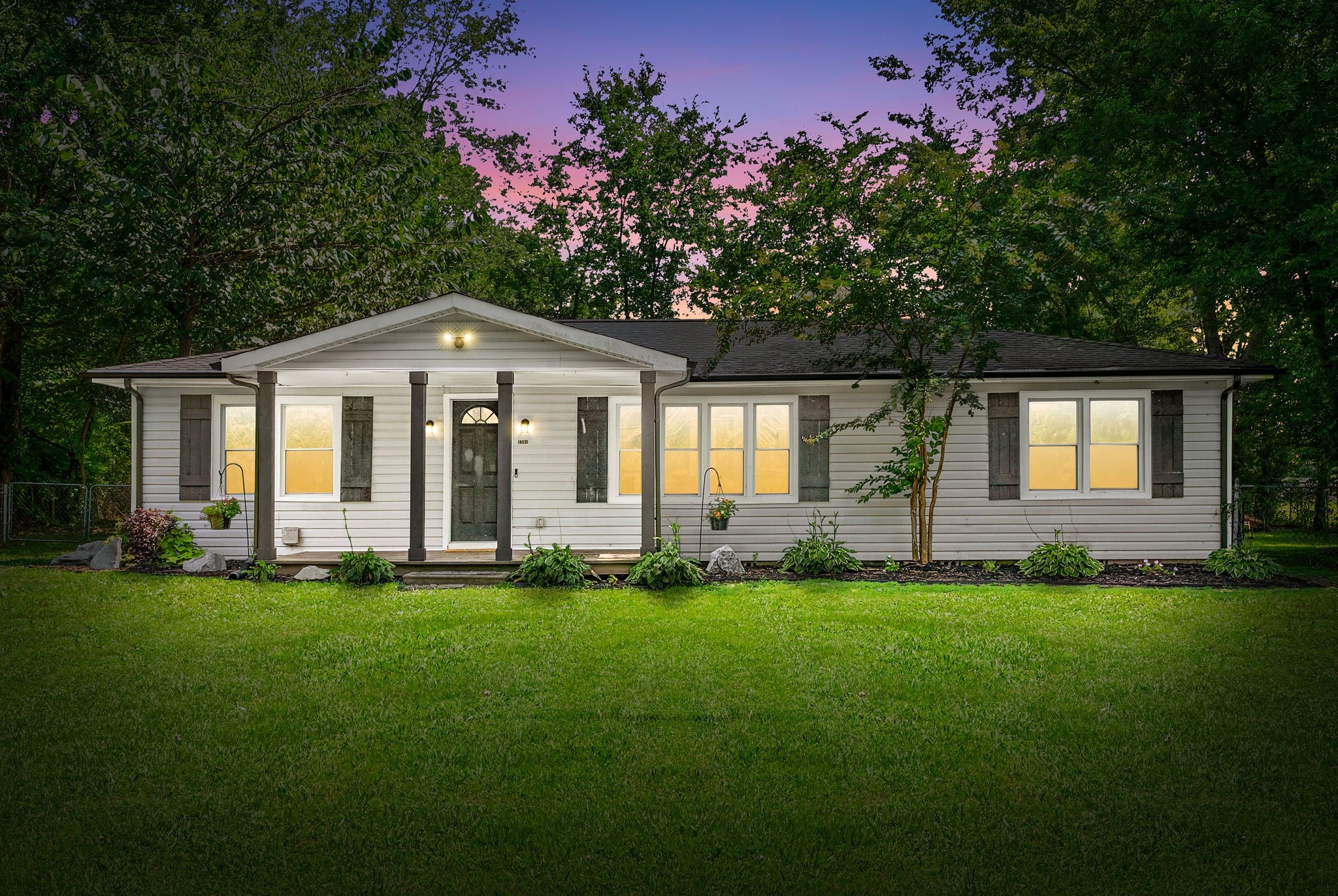 3594 Oakwood Rd