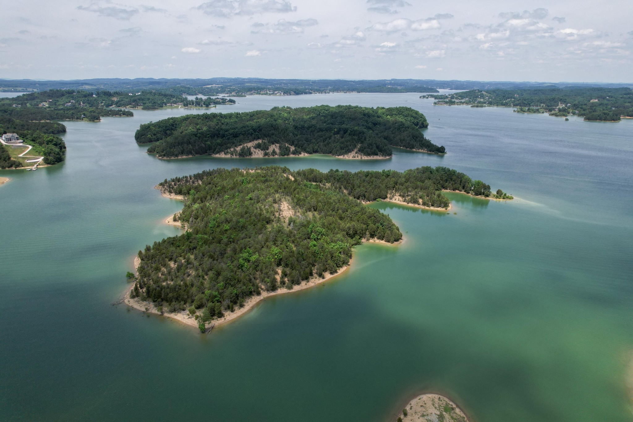 0 Douglas Lake Island