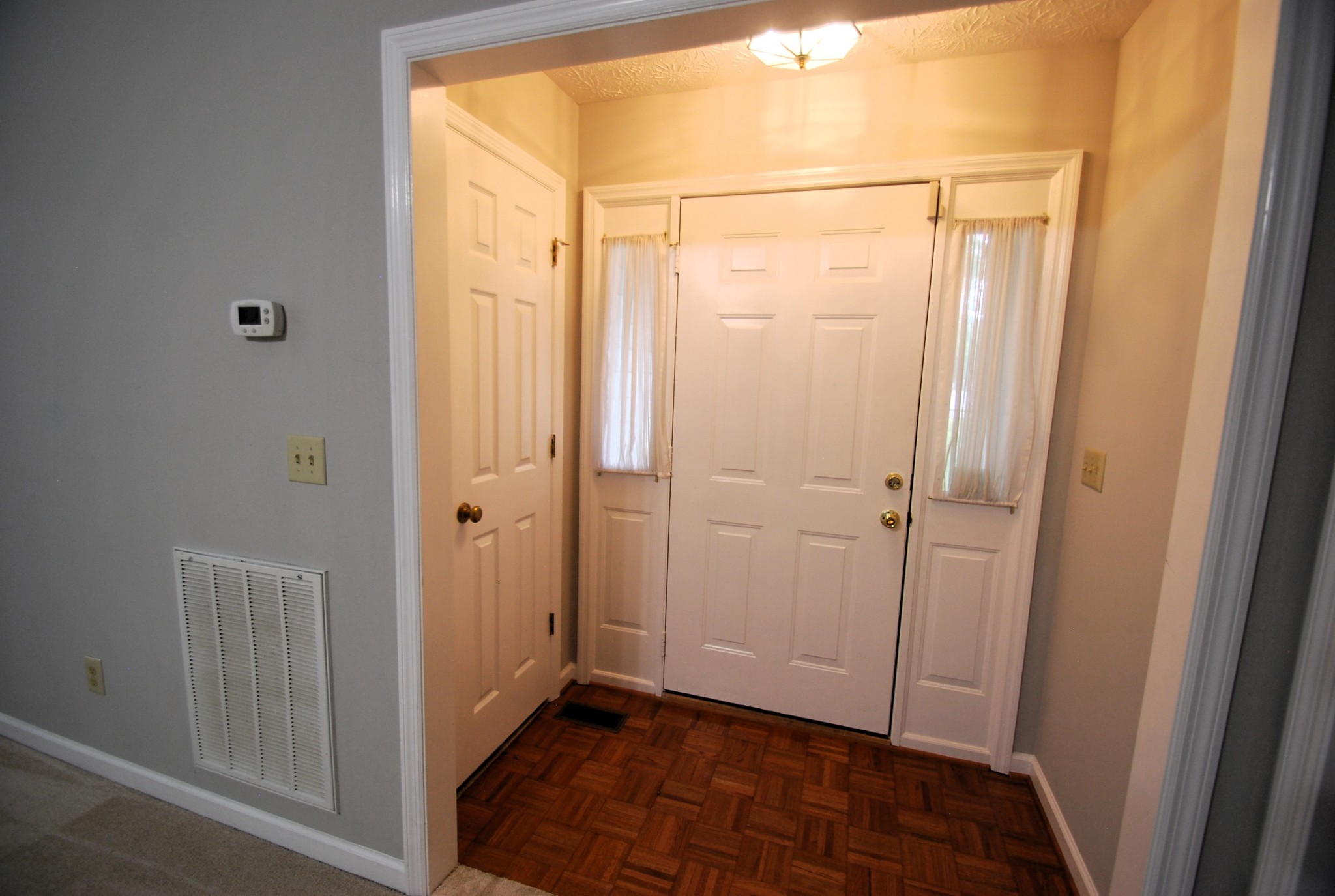 101 Laura Dr
