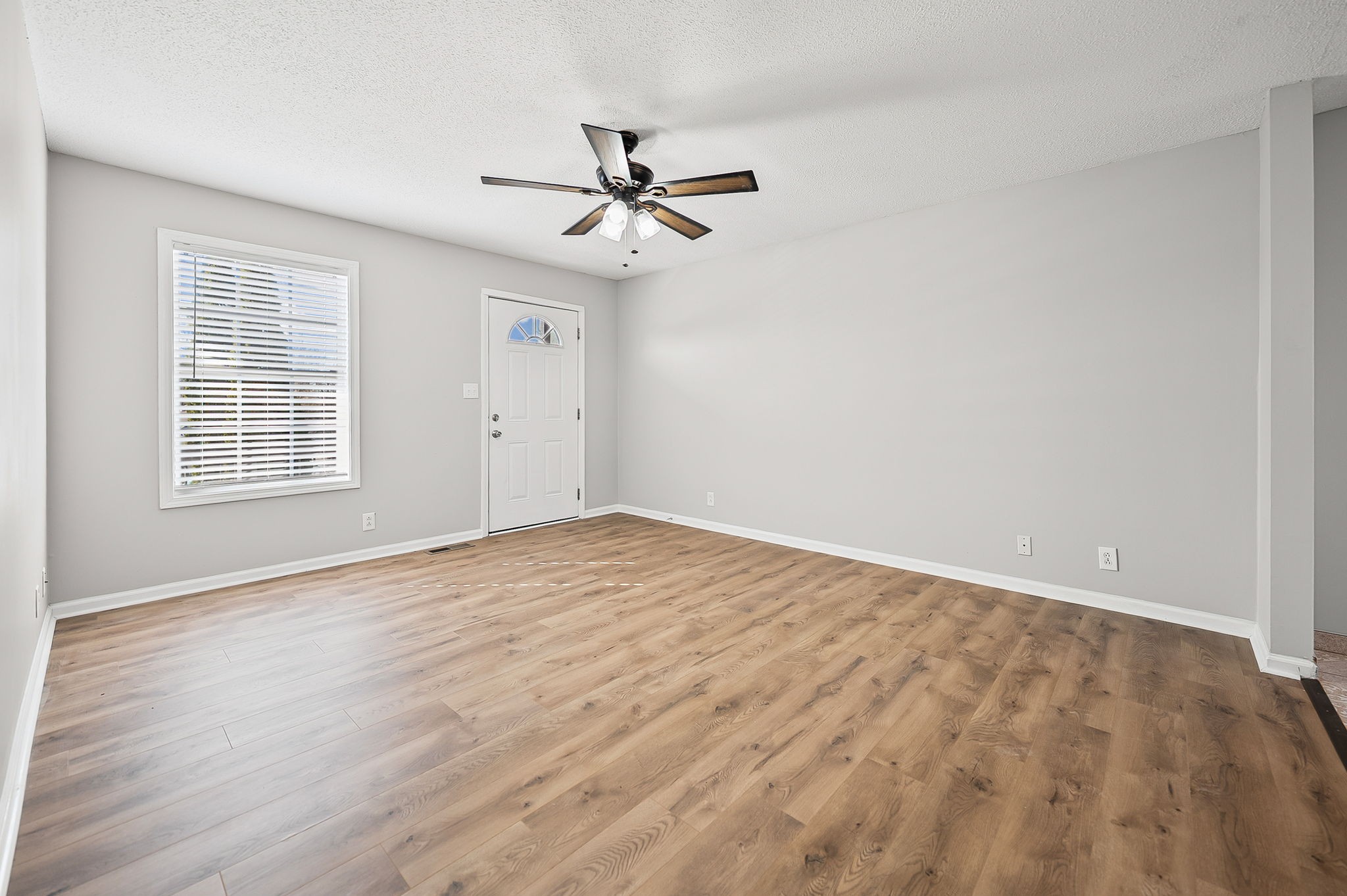 307 Lafayette Point Cir