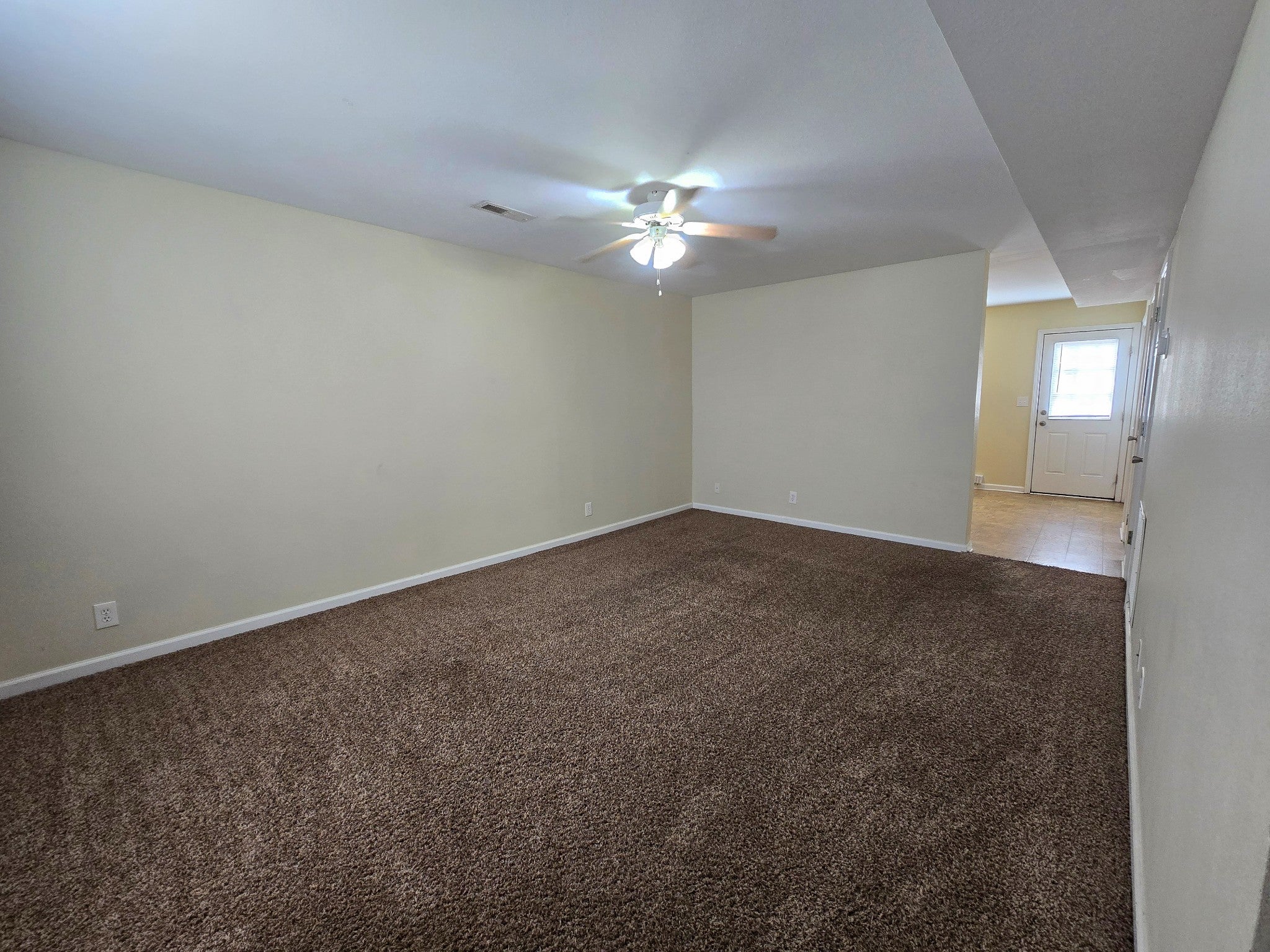 248 Executive Ave 2C