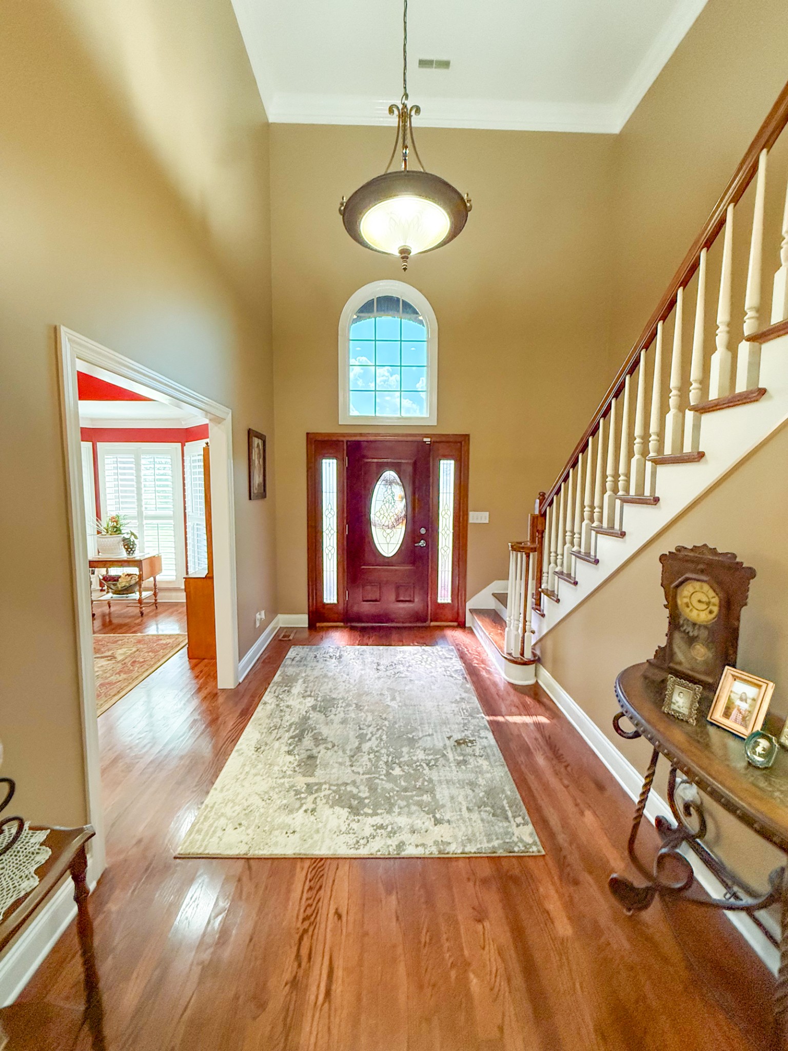 275 N Crescentview Rd