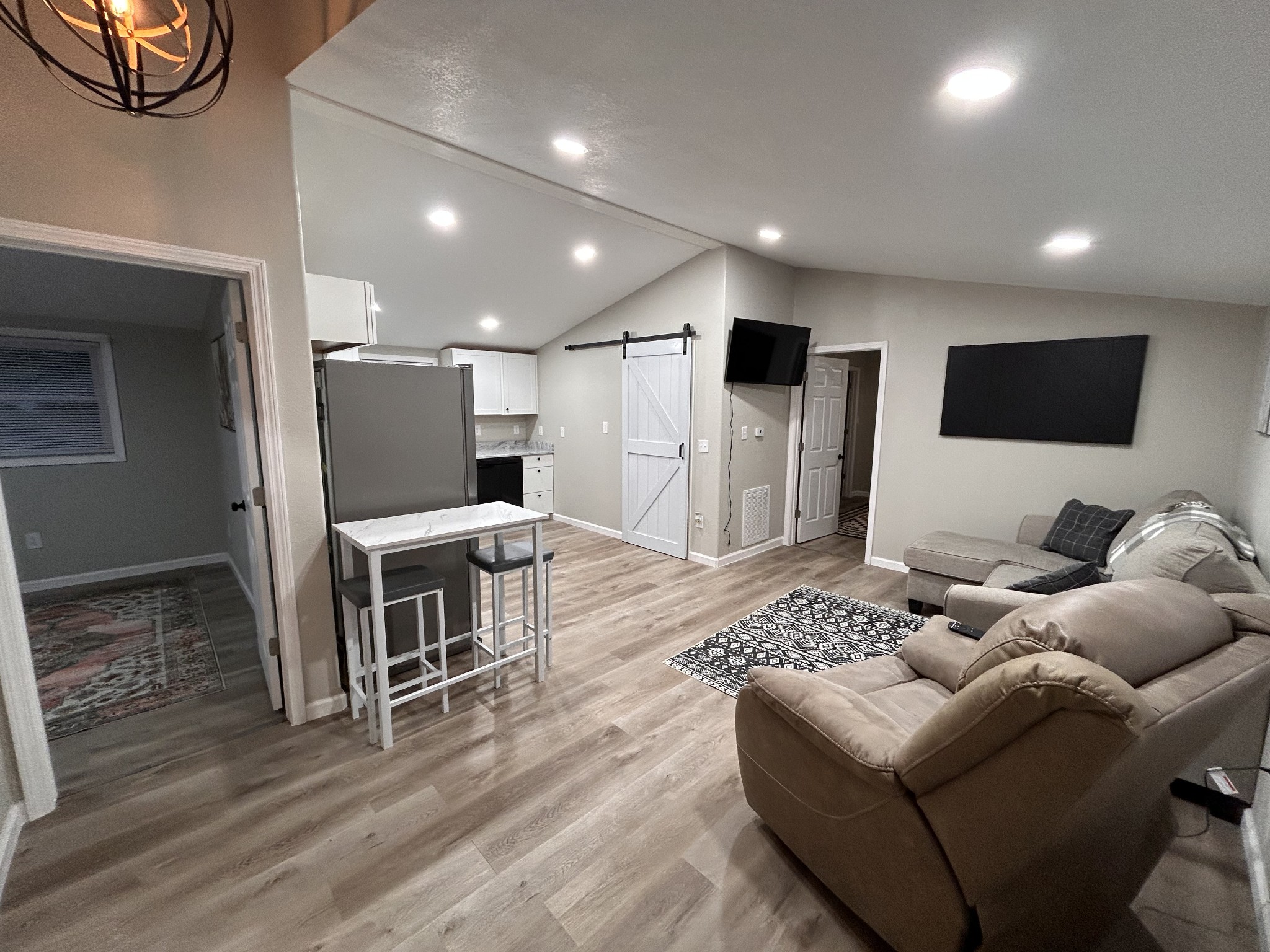 582 Genesis Rd