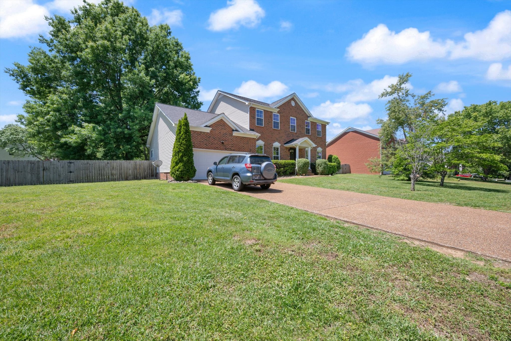 2929 Burtonwood Dr