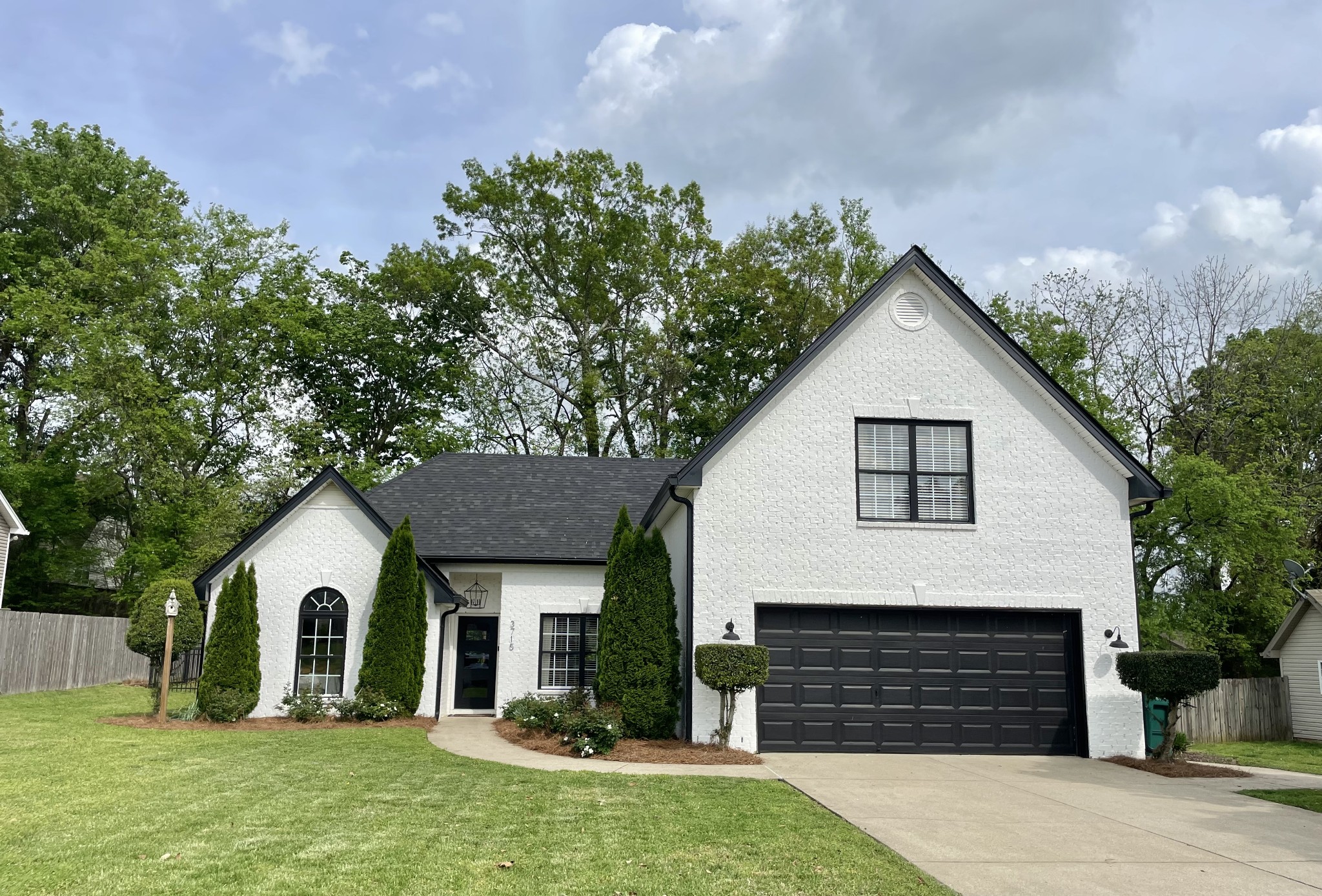 3715 Ivanora Dr