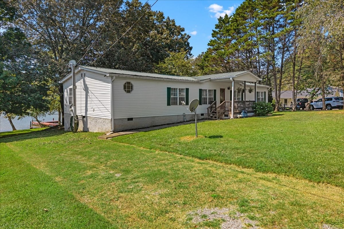 210 Willow Circle