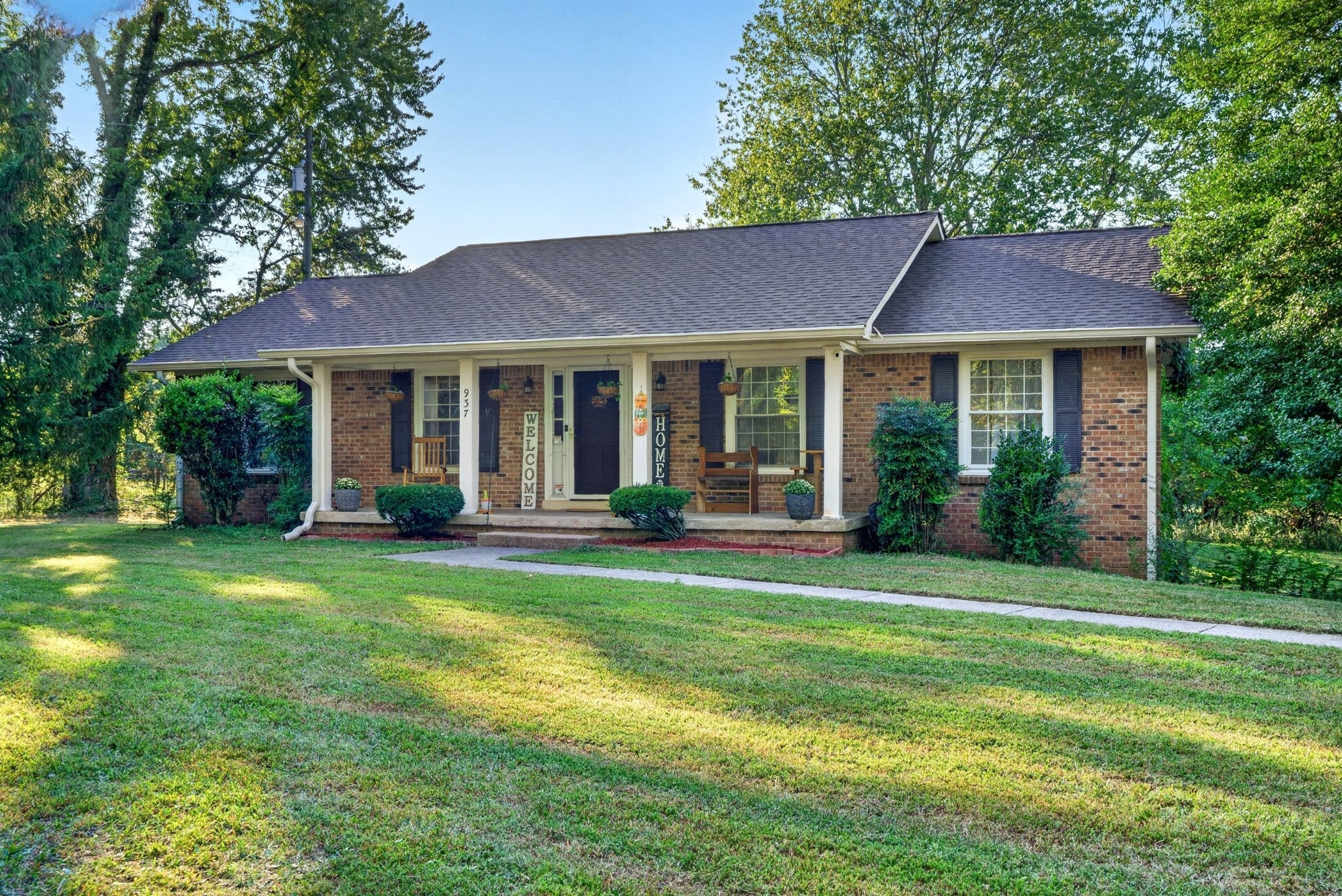 937 Needmore Rd