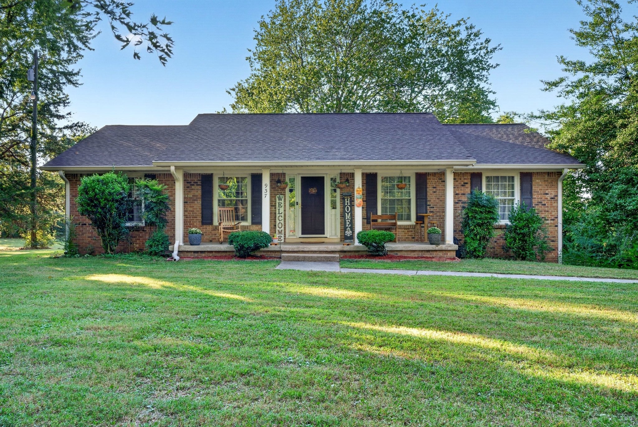 937 Needmore Rd