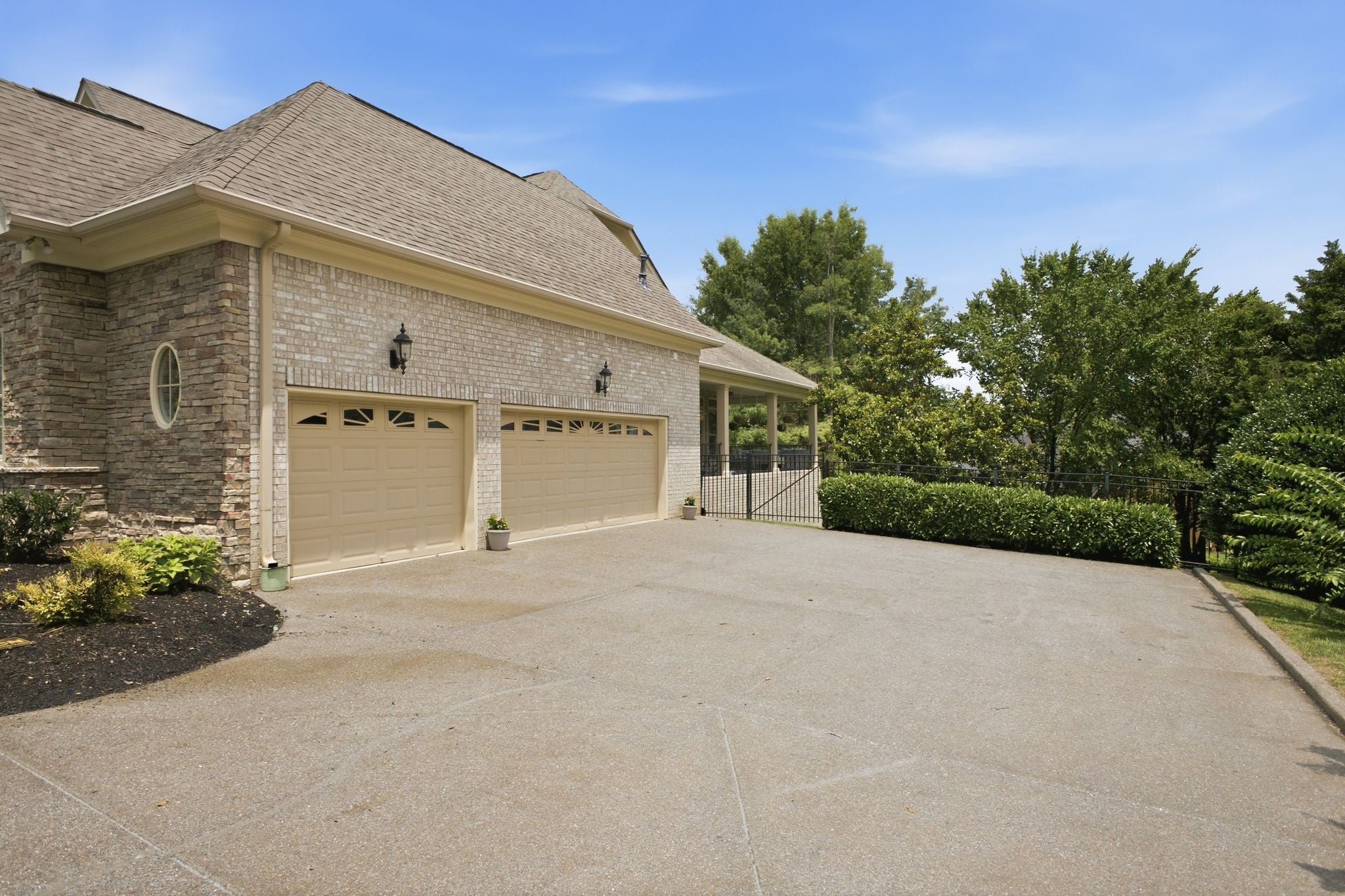 391 Childe Harolds Cir