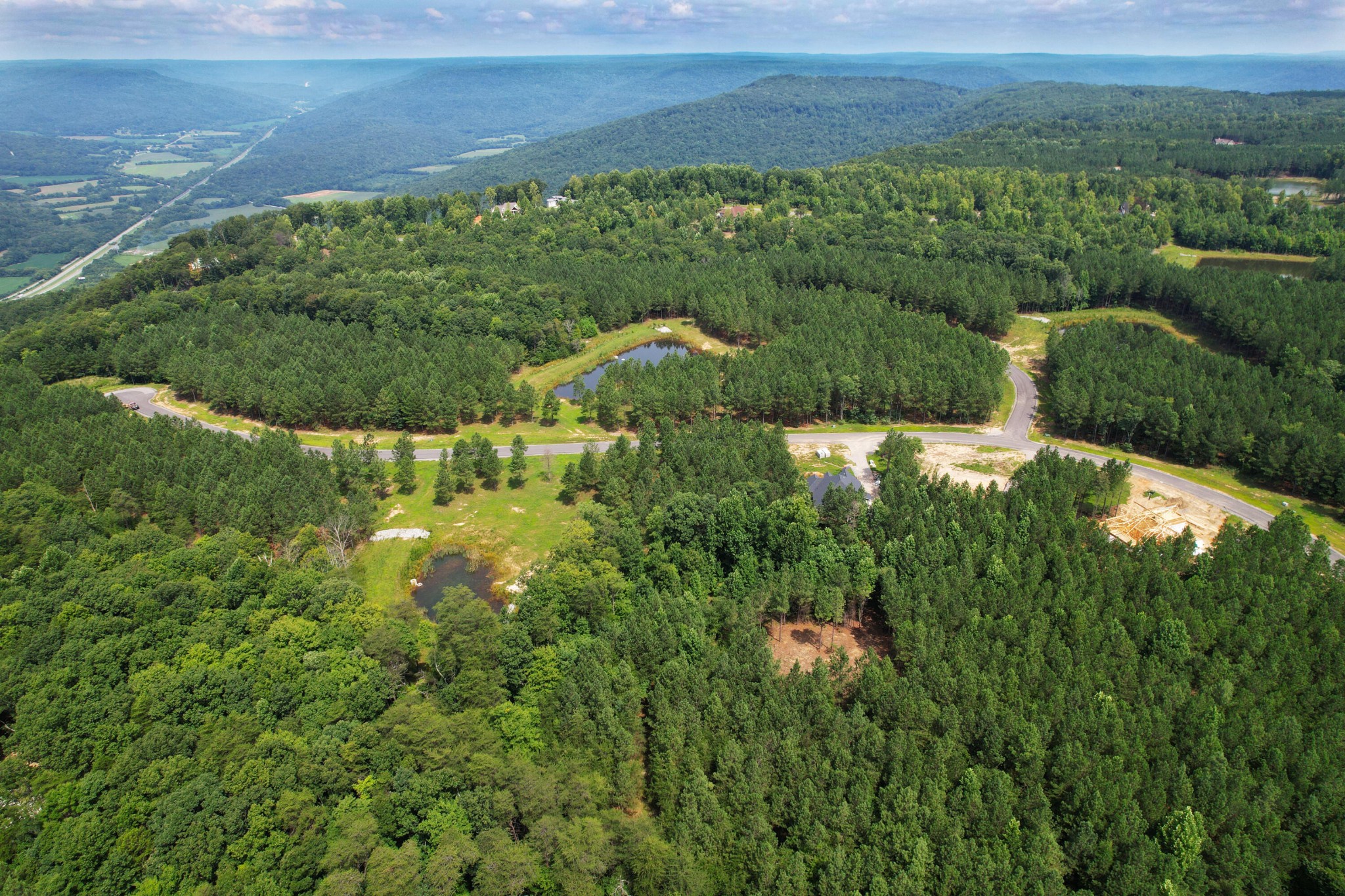 186 Boone Pass
