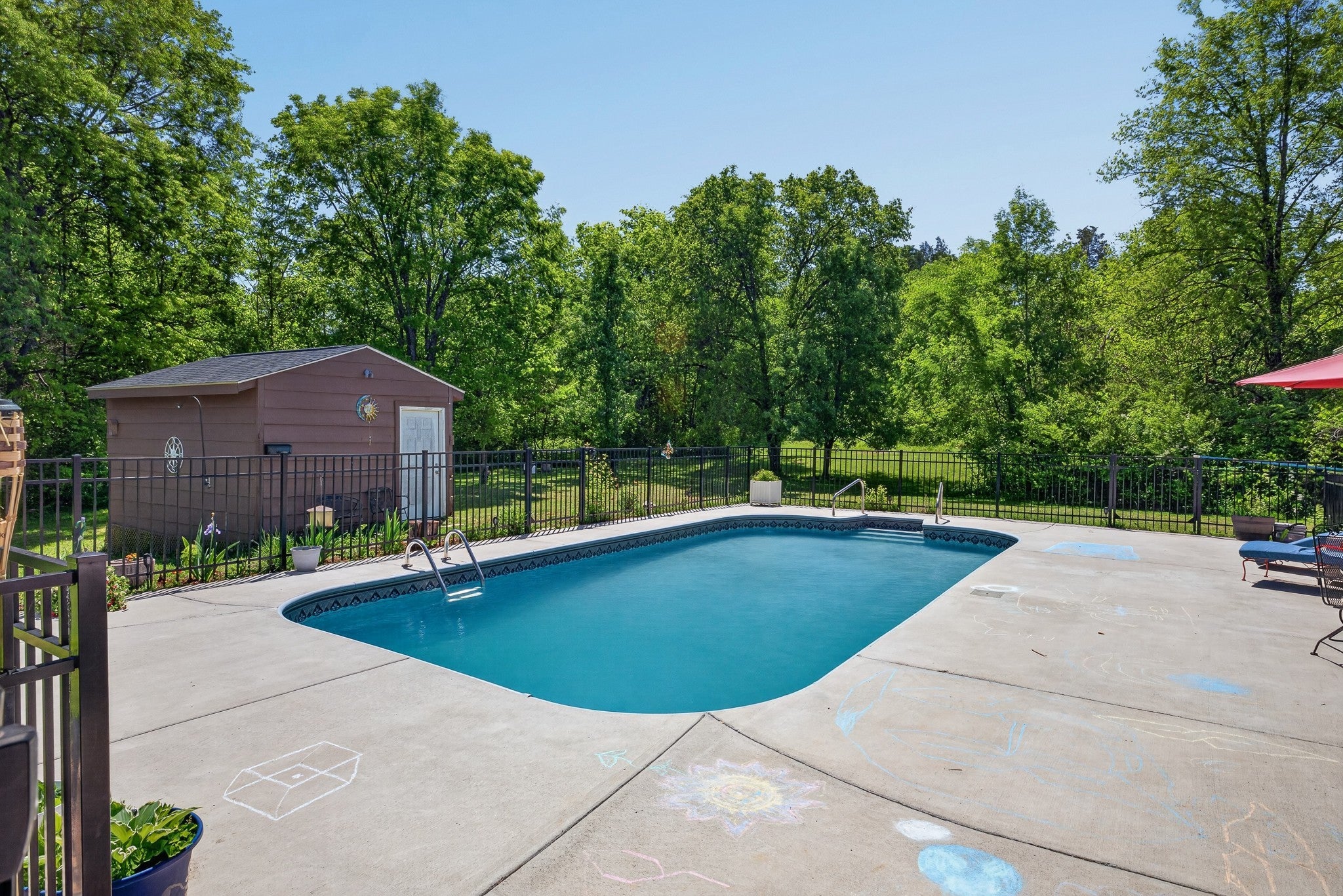 833 Leeville Rd