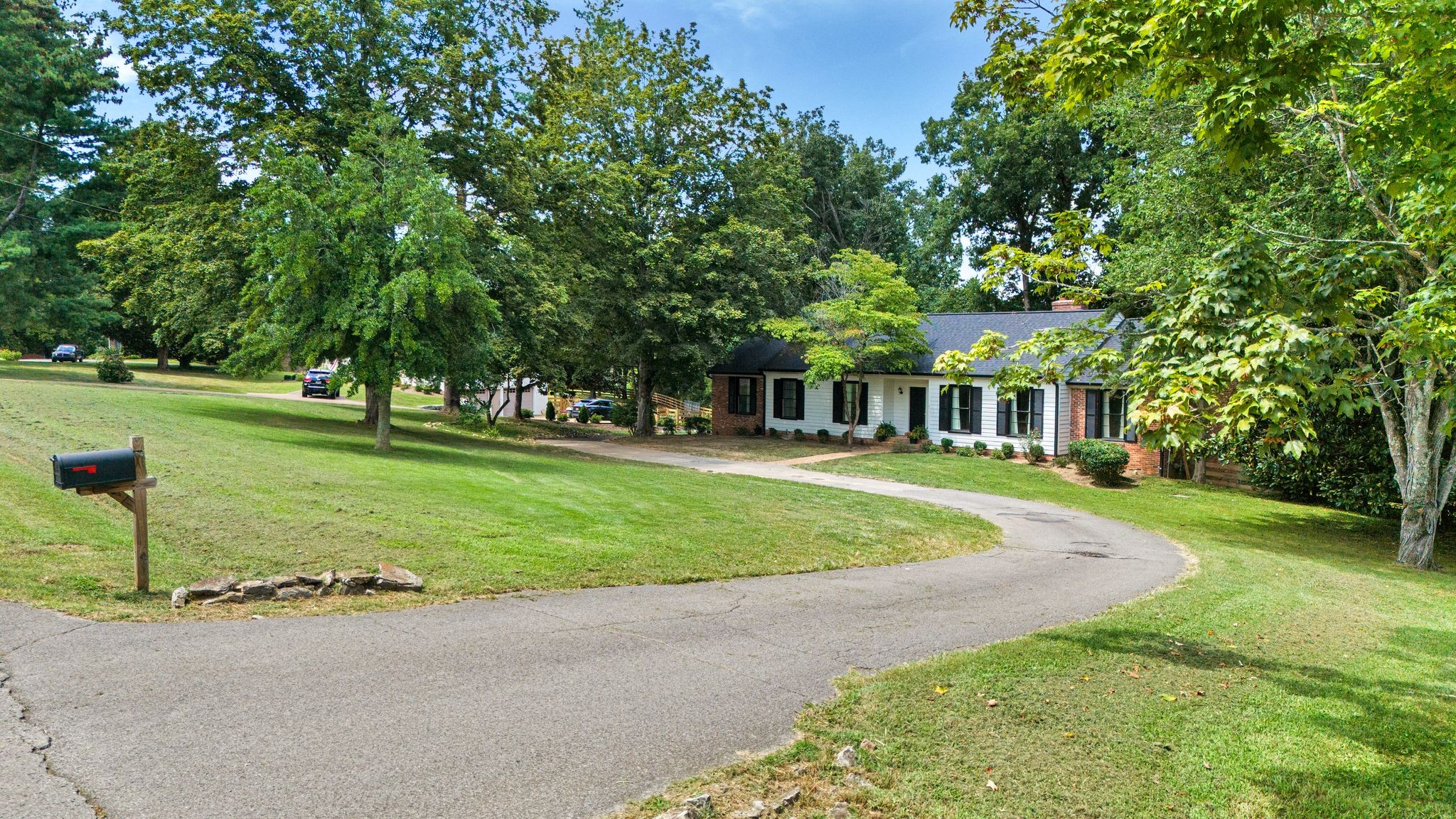 6355 Panorama Dr