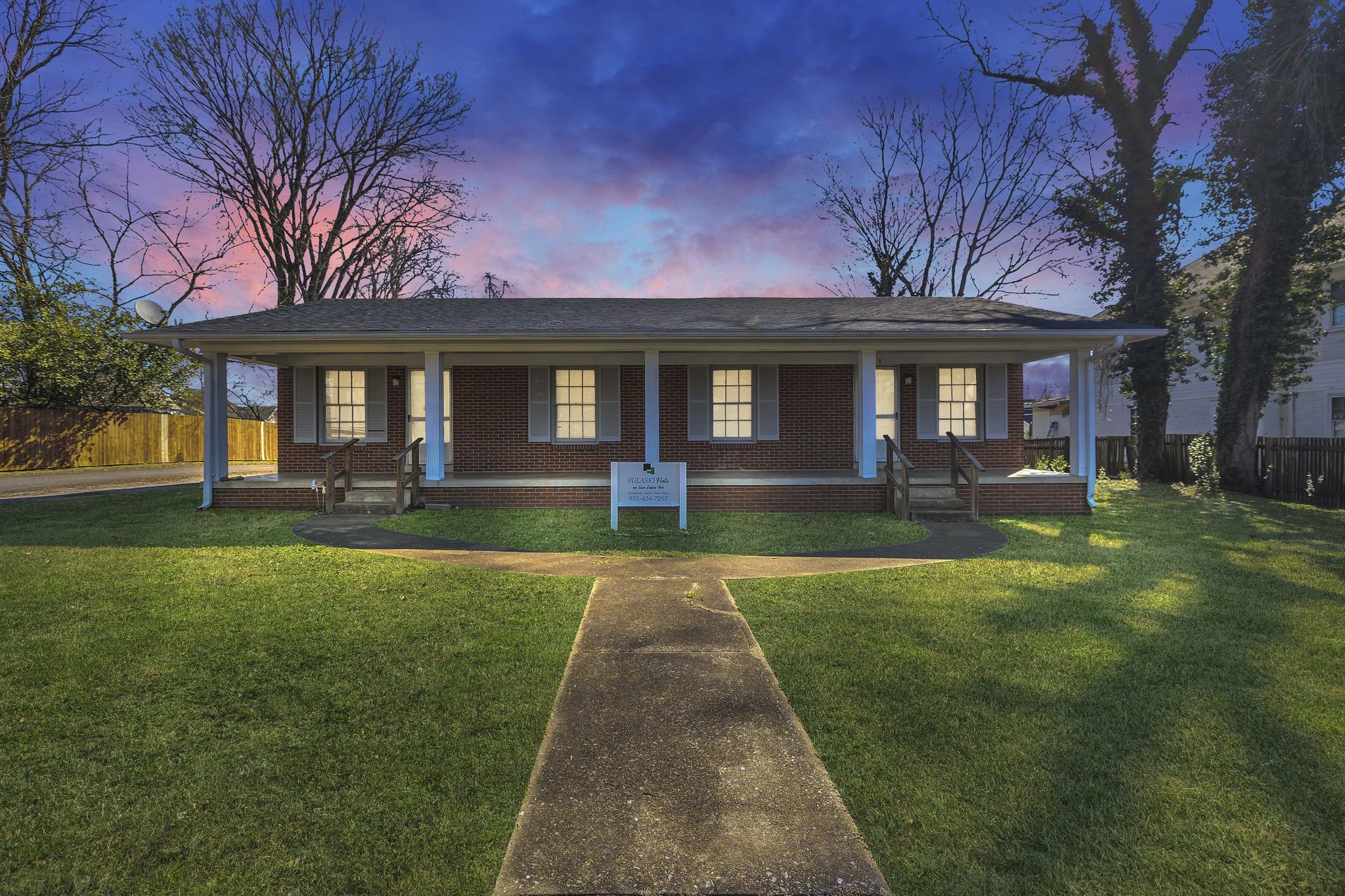 123 S Sam Davis Ave